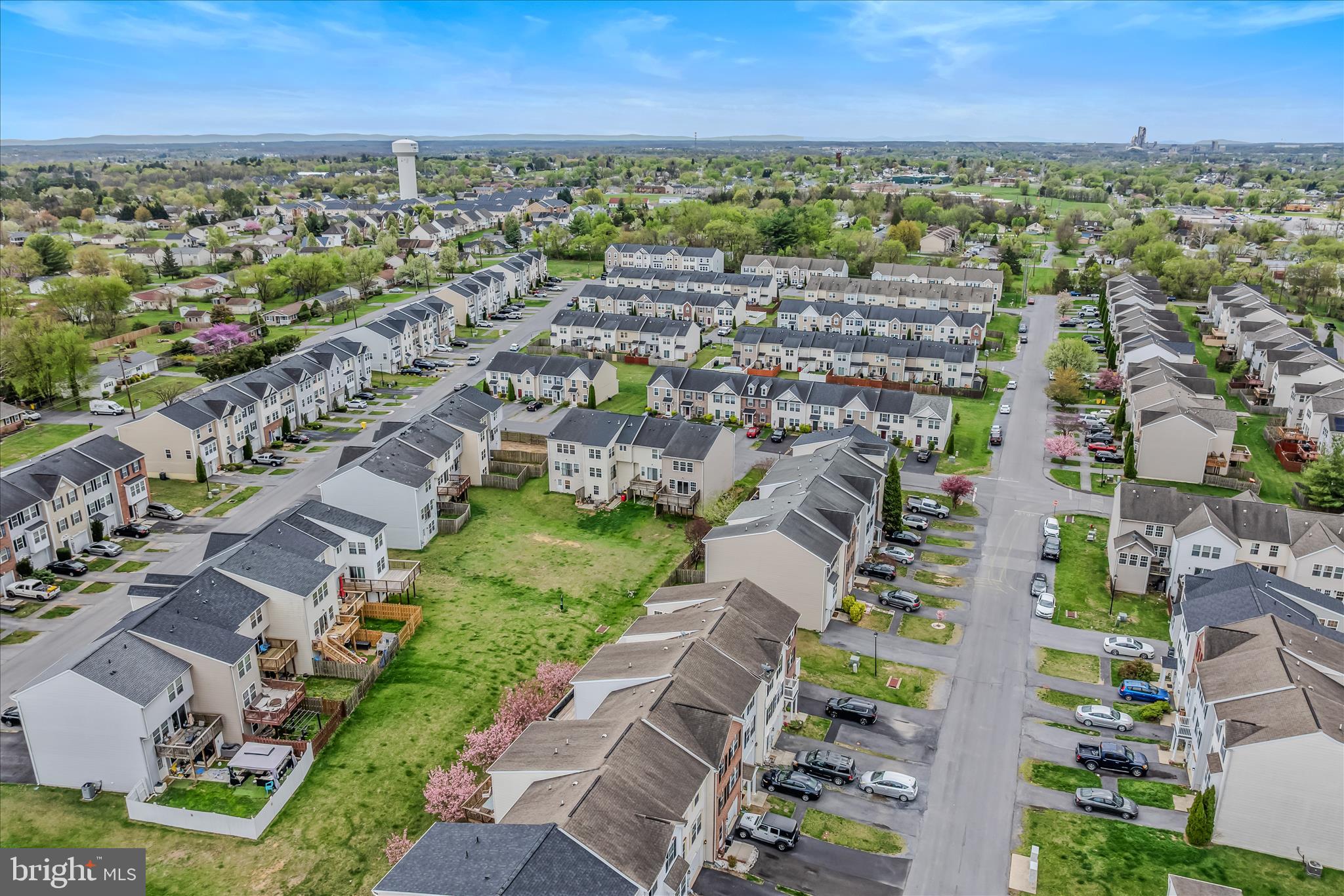 MANOR PARK - Residential