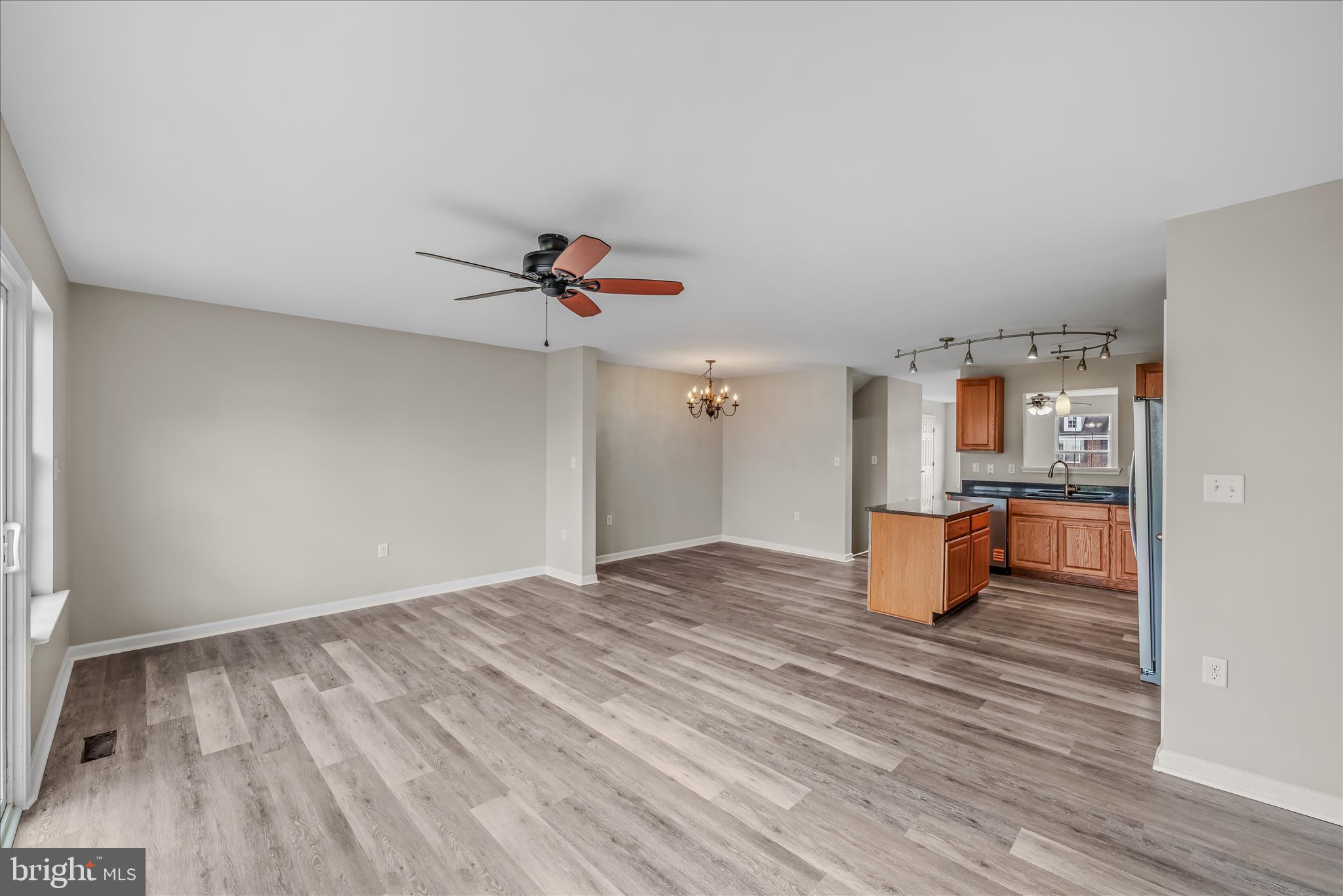 MANOR PARK - Residential