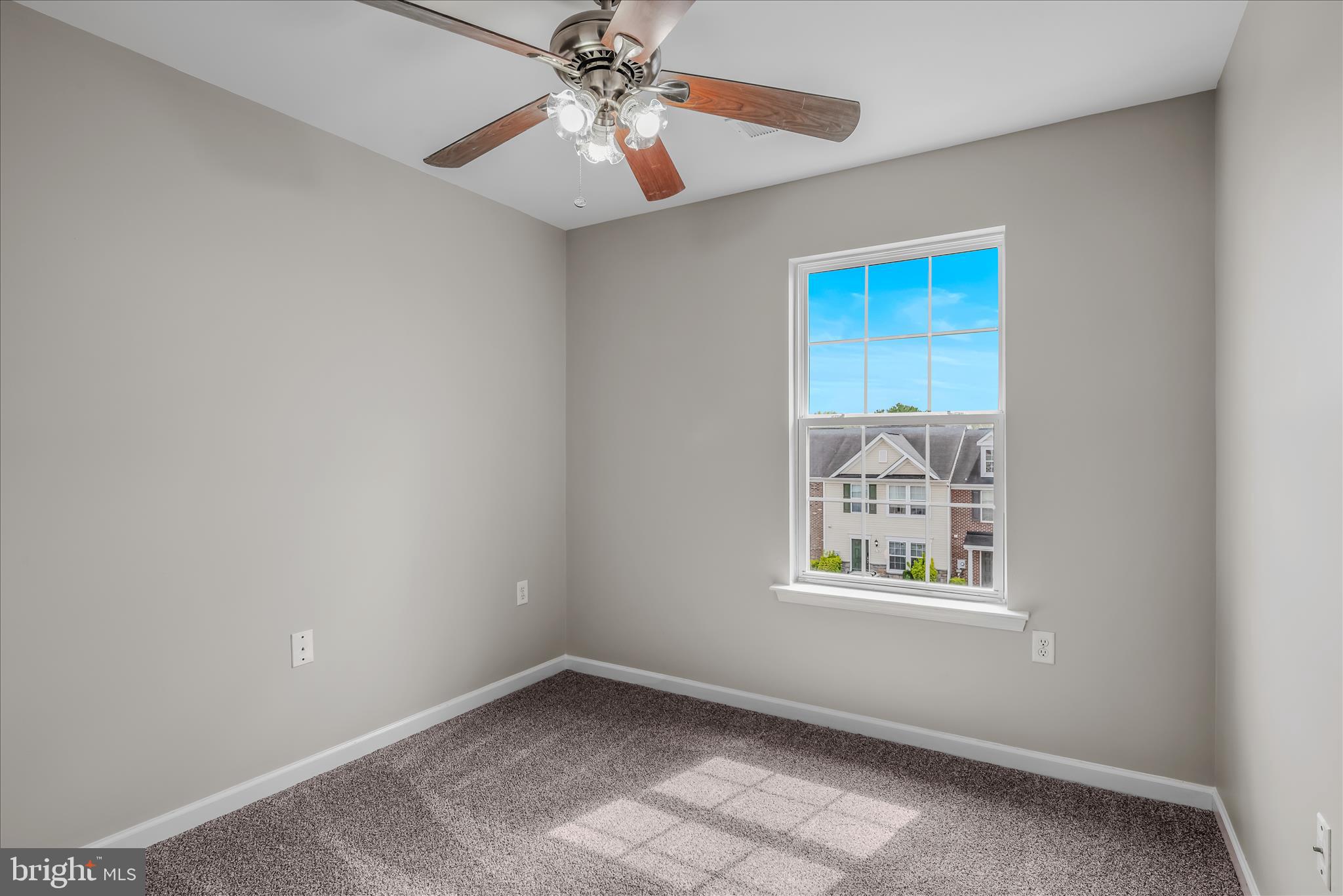 MANOR PARK - Residential