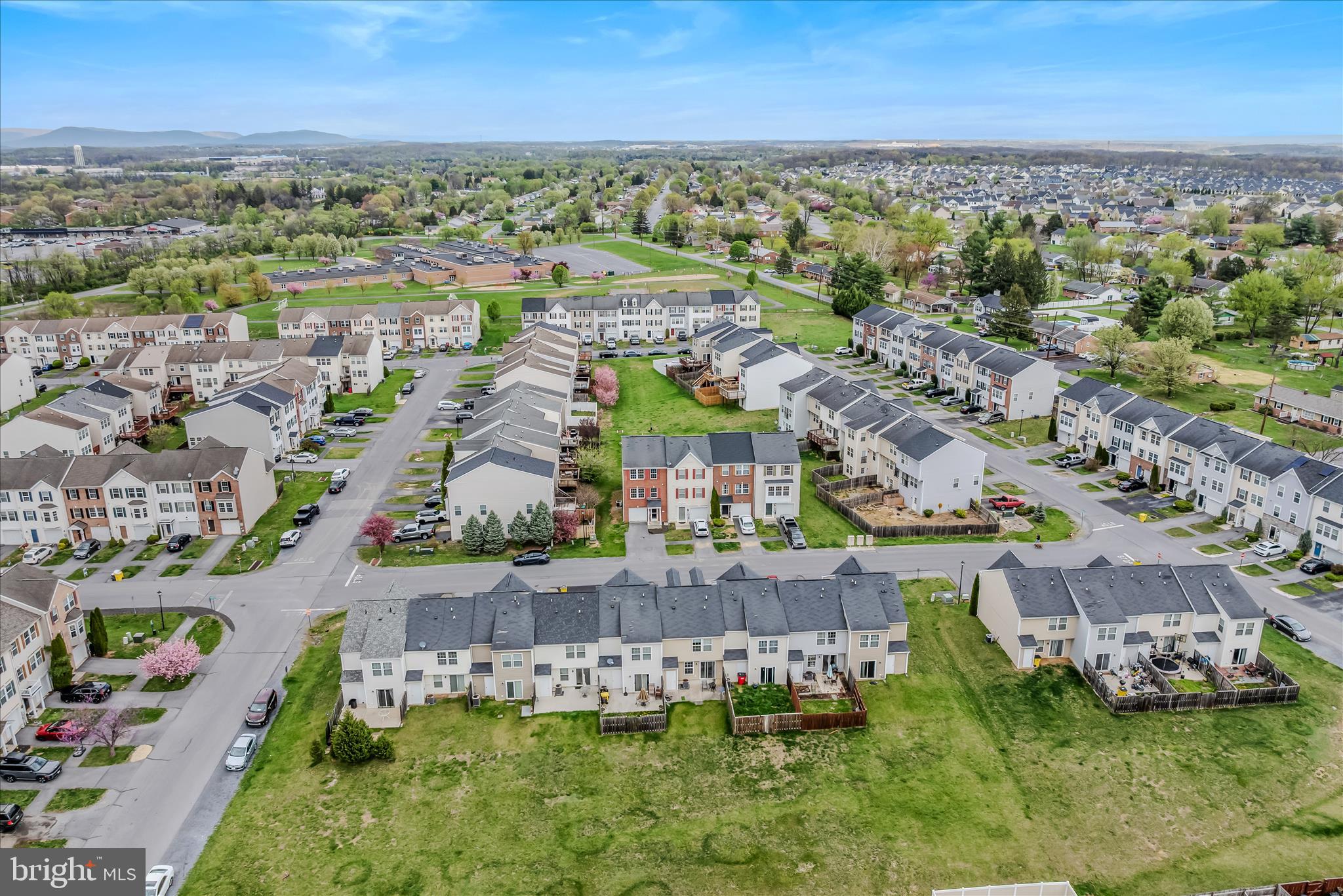 MANOR PARK - Residential