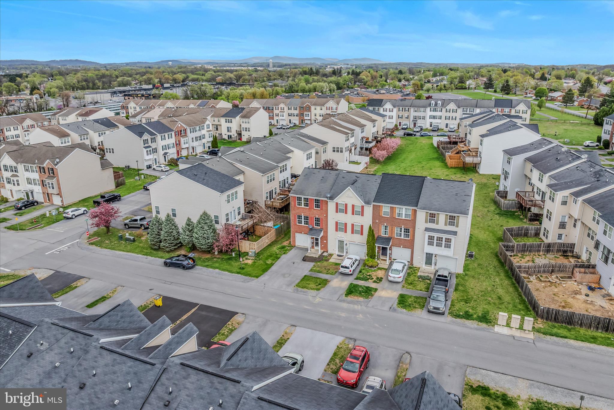 MANOR PARK - Residential