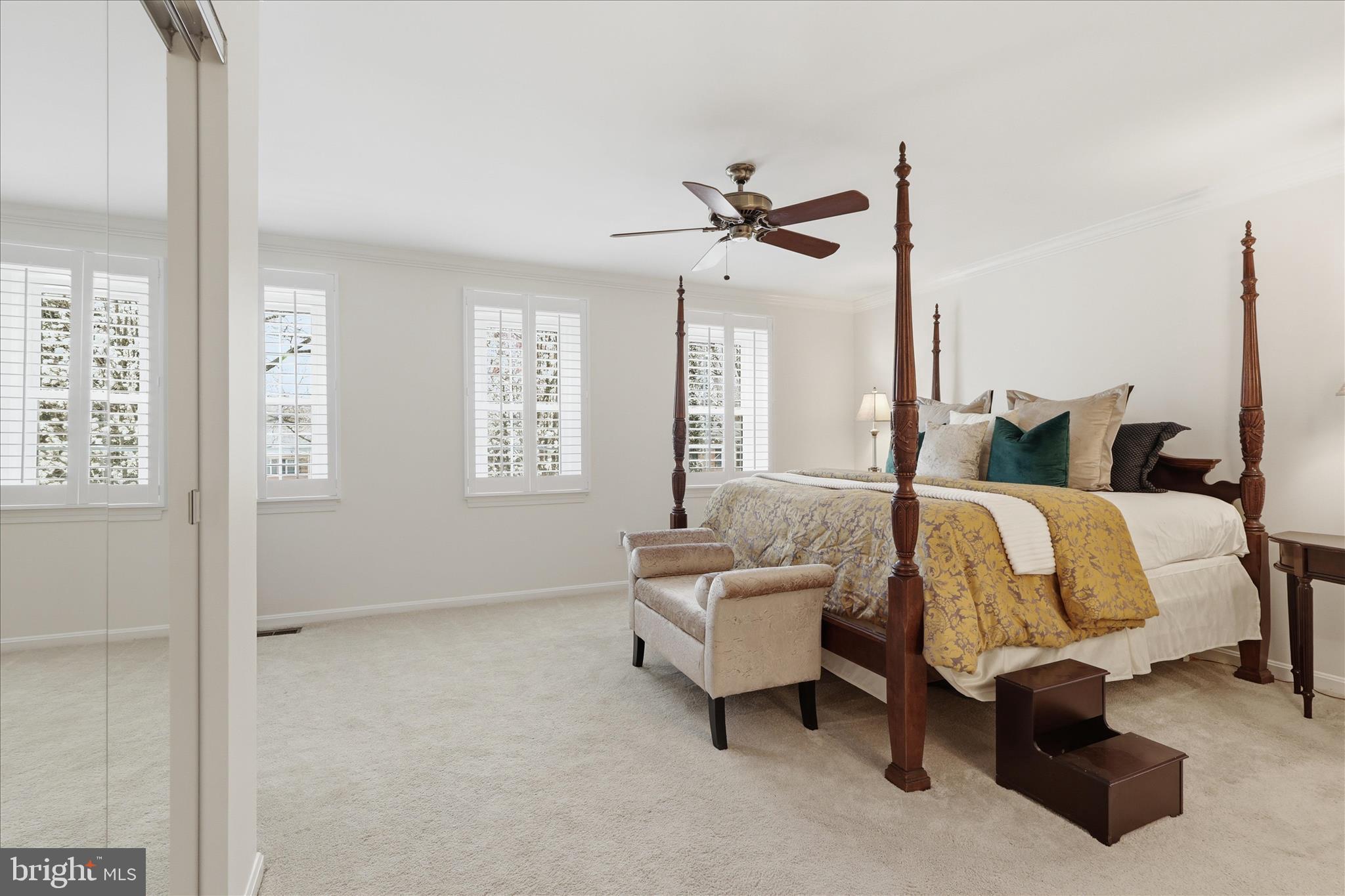 RESTON - Residential