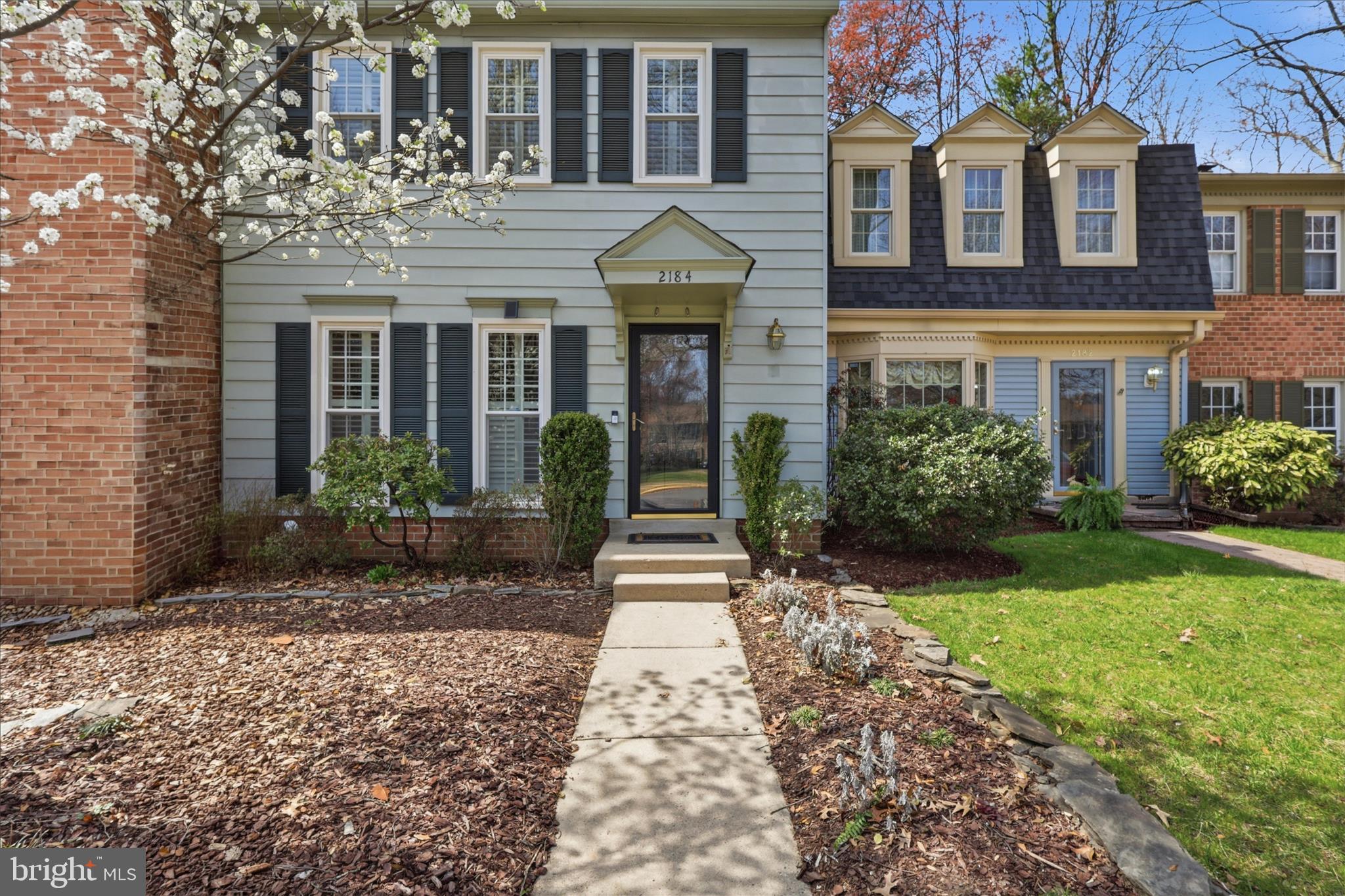 RESTON - Residential