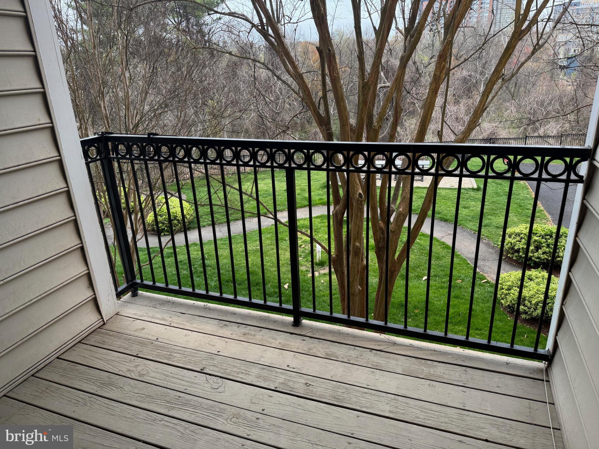 GATES OF MCLEAN - Residential Lease