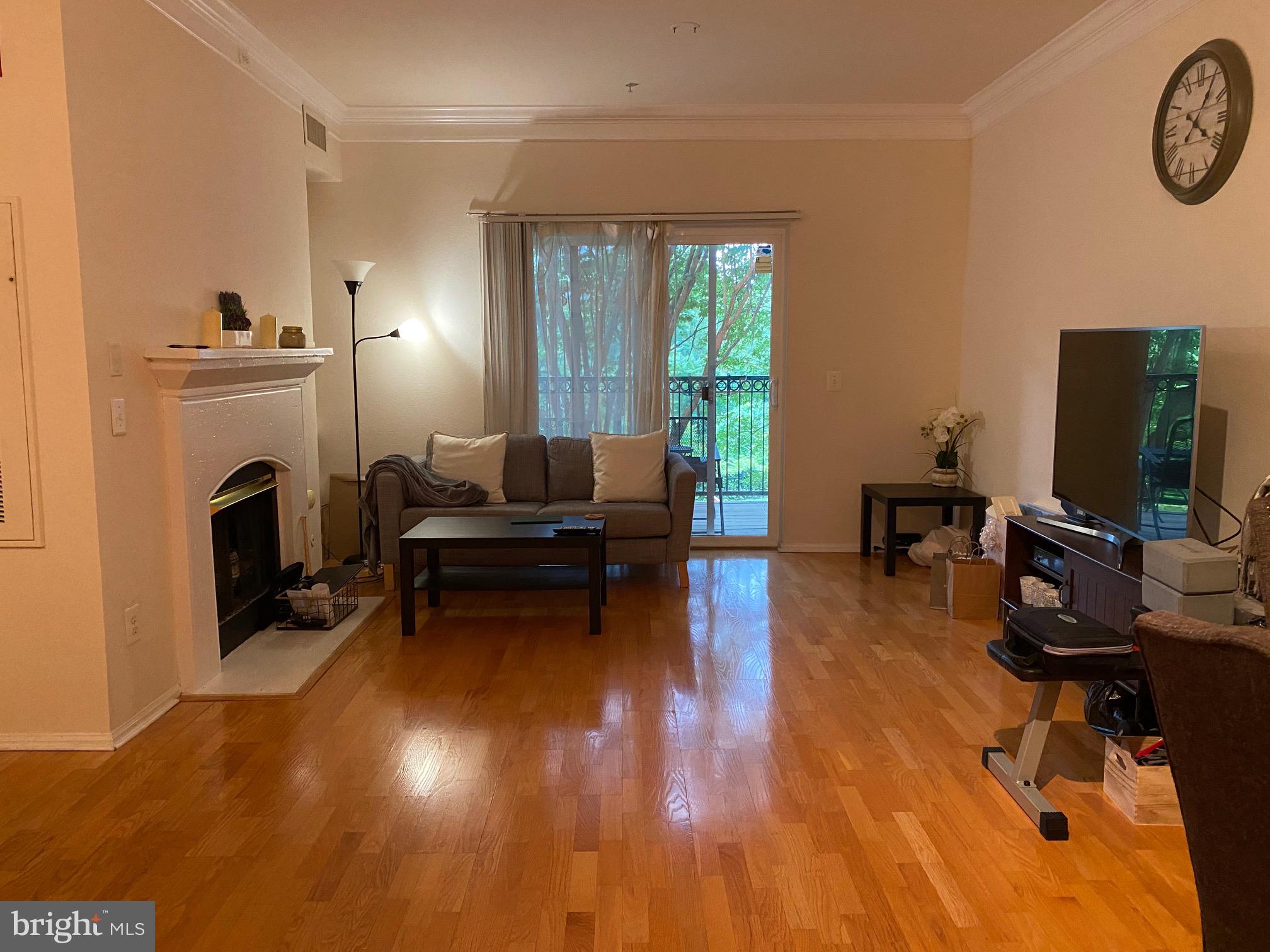 GATES OF MCLEAN - Residential Lease