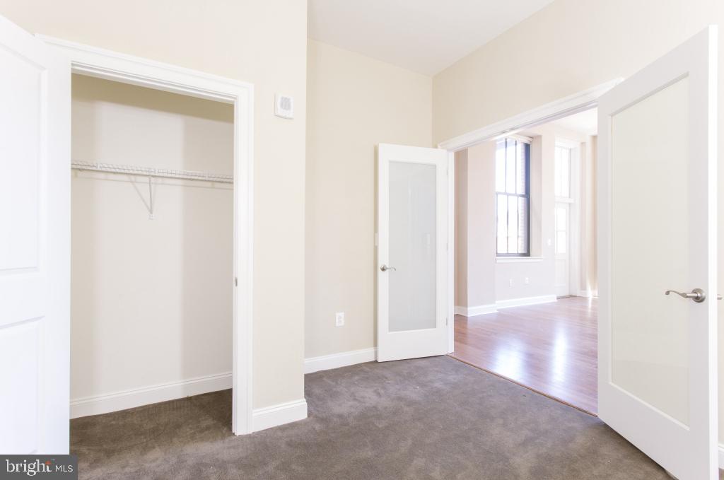 SOCIETY HILL - Residential Lease