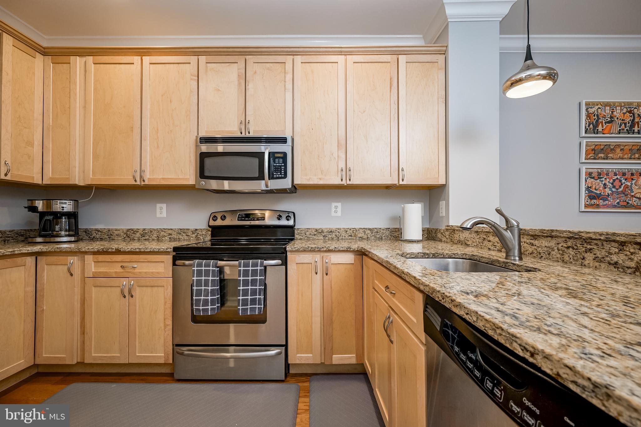 801 PLEASANT DRIVE 80108