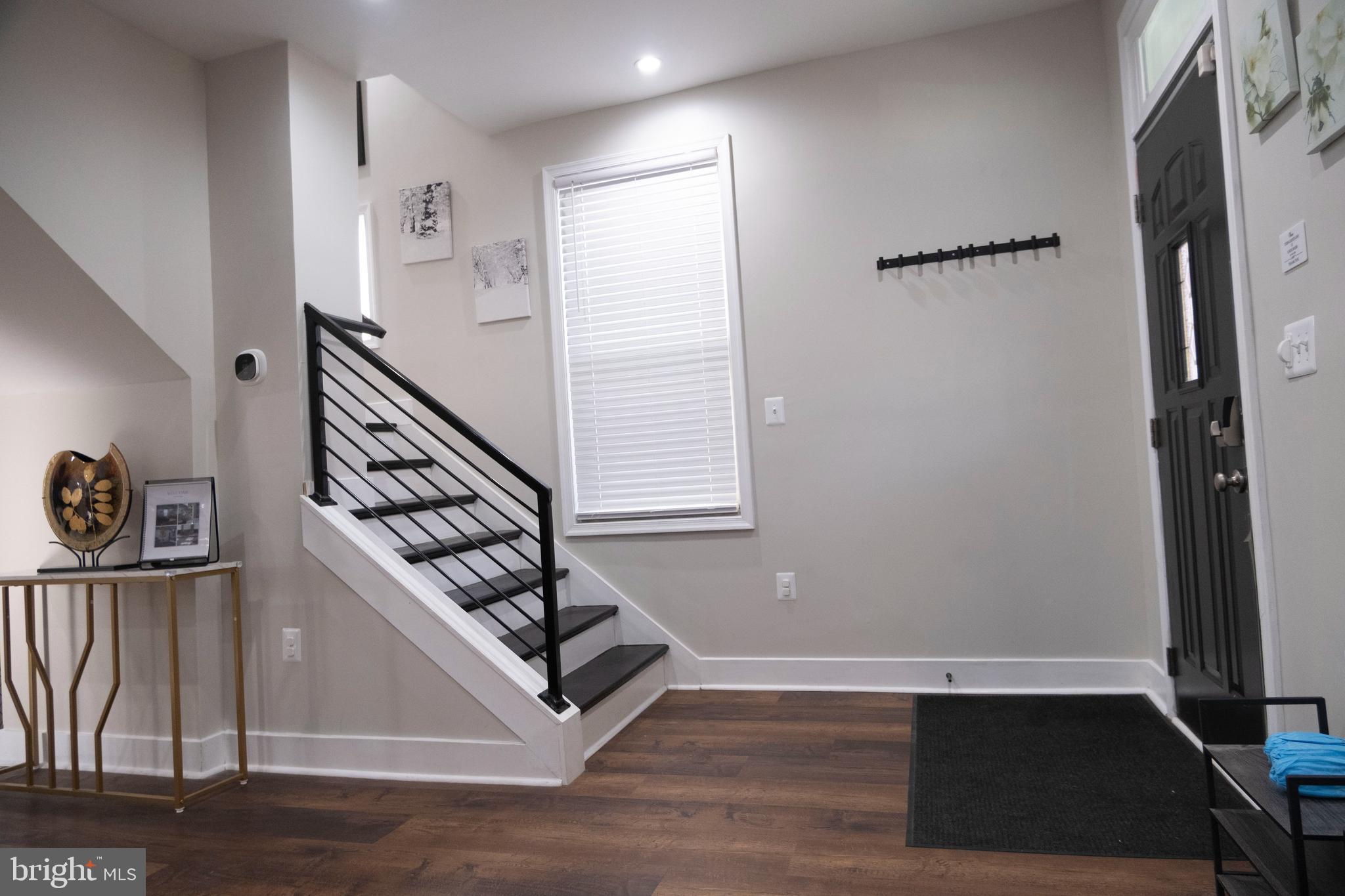 2427 IRVING STREET NE