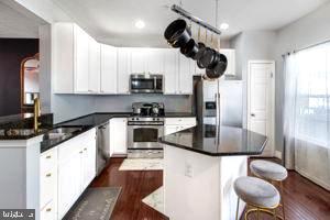 TANYARD SPRINGS - Residential