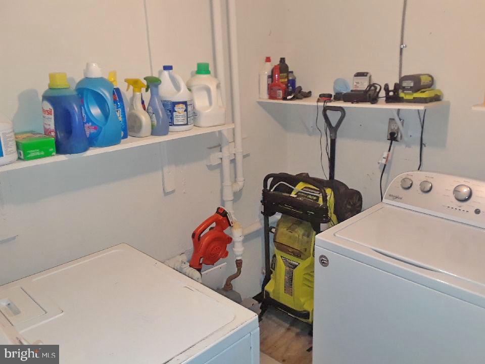 RIDGELEIGH - Residential Lease