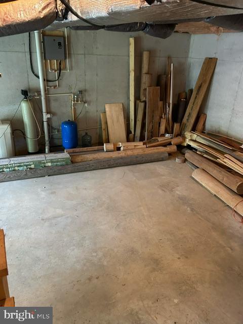 ASHTON WOODS - Residential