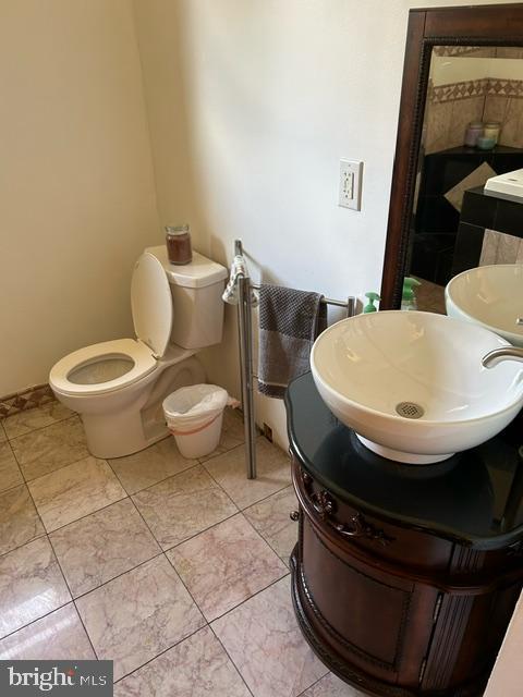 ASHTON WOODS - Residential