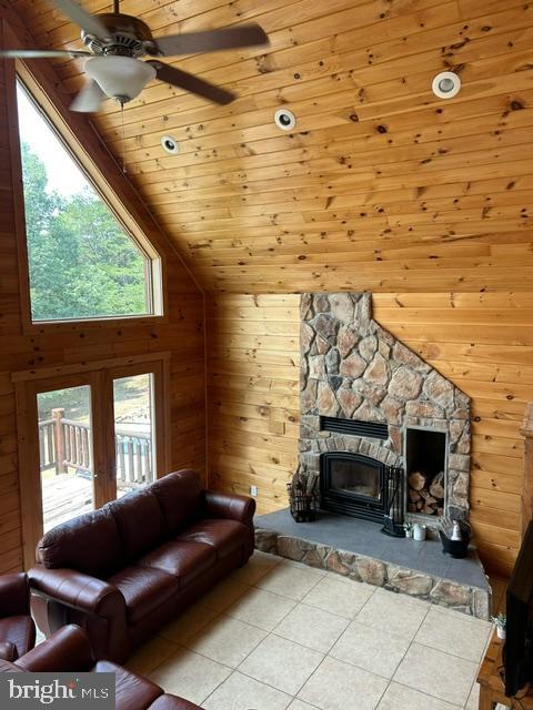 ASHTON WOODS - Residential