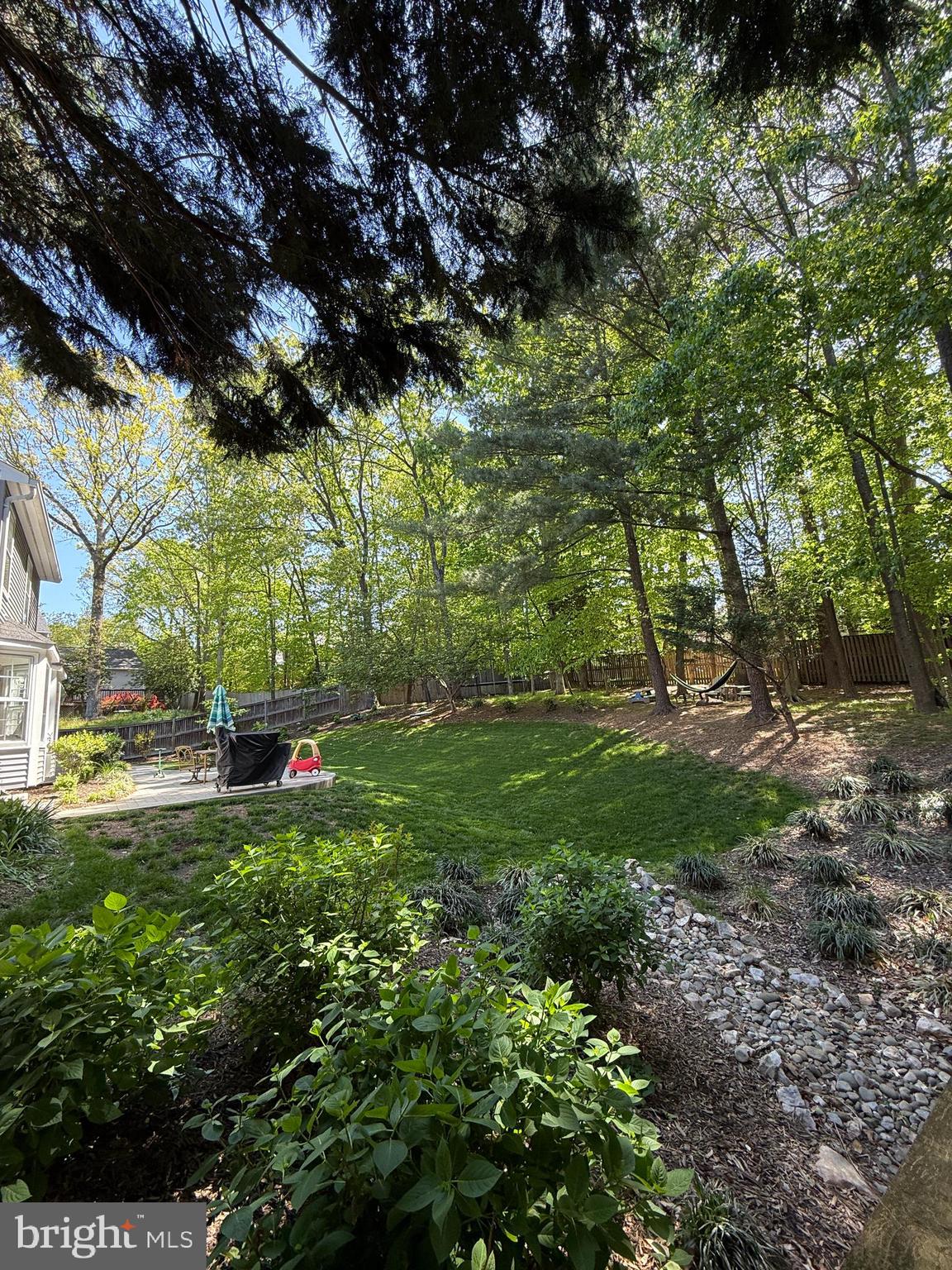 9057 NORTHEDGE DRIVE