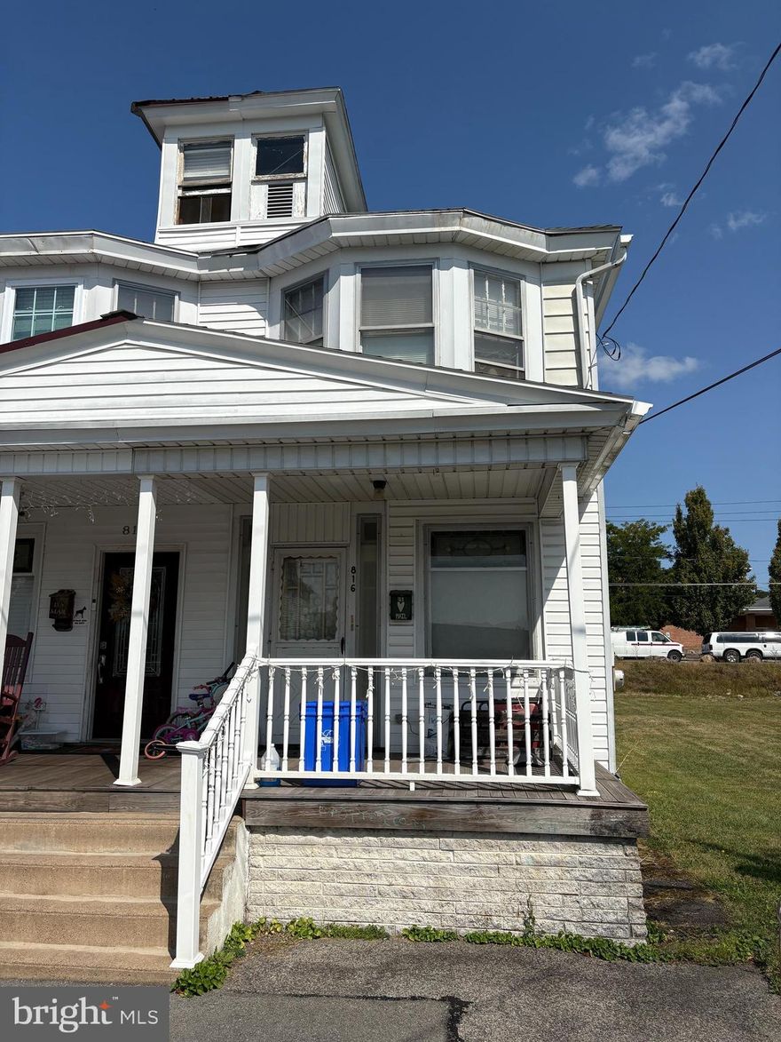 What an excellent opportunity!  This semi detached home features a lovely front porch, a generous yard and a one car detached garage!  Move right in and make this home sweet home.  This would also be a great addition to any portfolio or an incredible start to one!  This is a solid home with endless opportunities- don't miss yours!