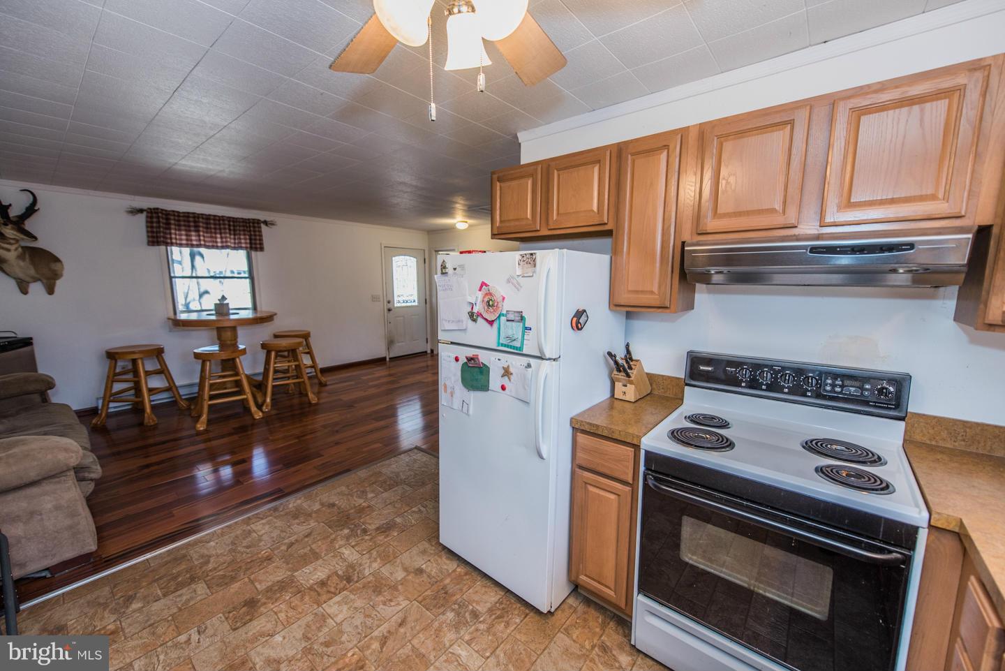 TREELAND HILLS - Residential