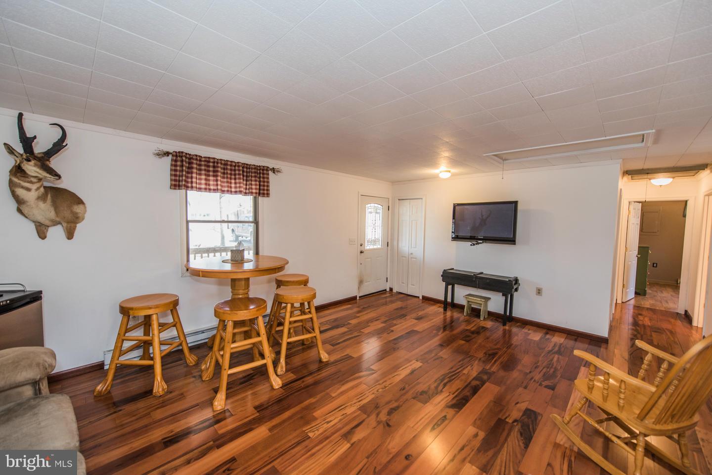 TREELAND HILLS - Residential