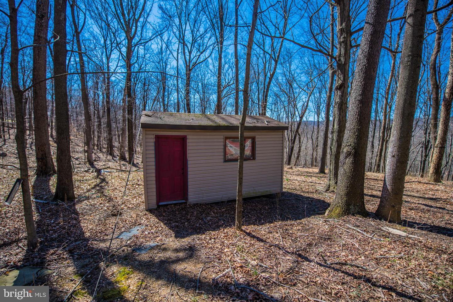 TREELAND HILLS - Residential