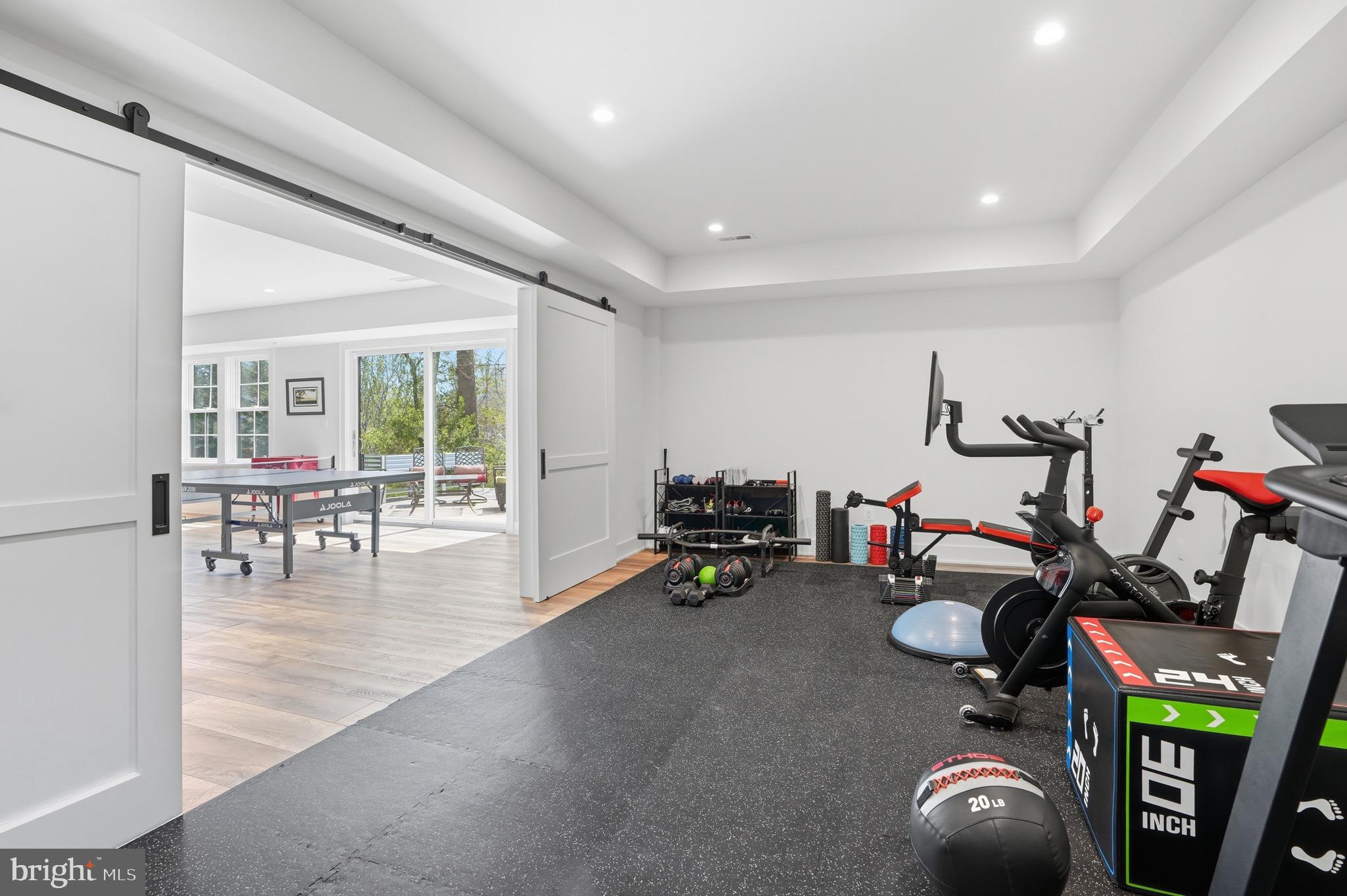 SALONA VILLAGE - Residential