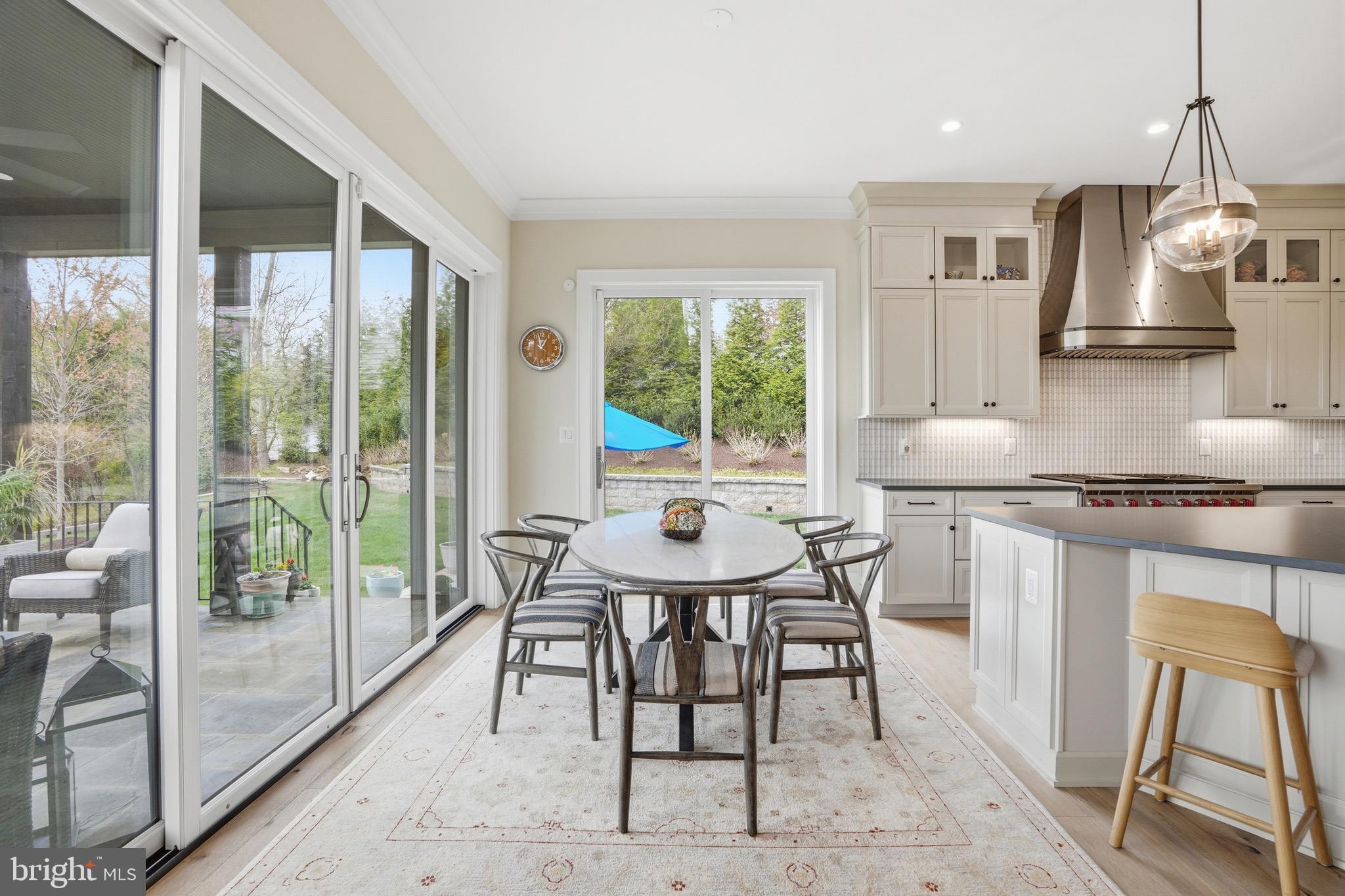 SALONA VILLAGE - Residential