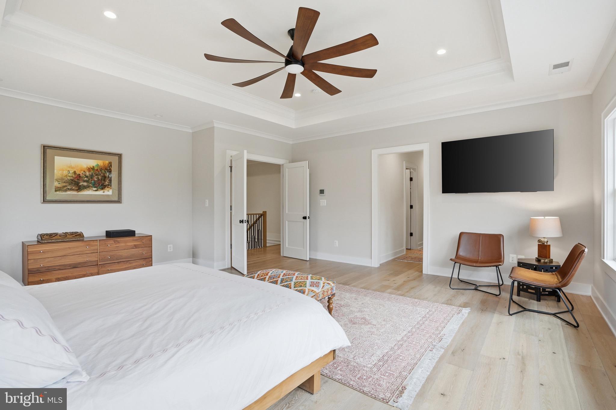 SALONA VILLAGE - Residential