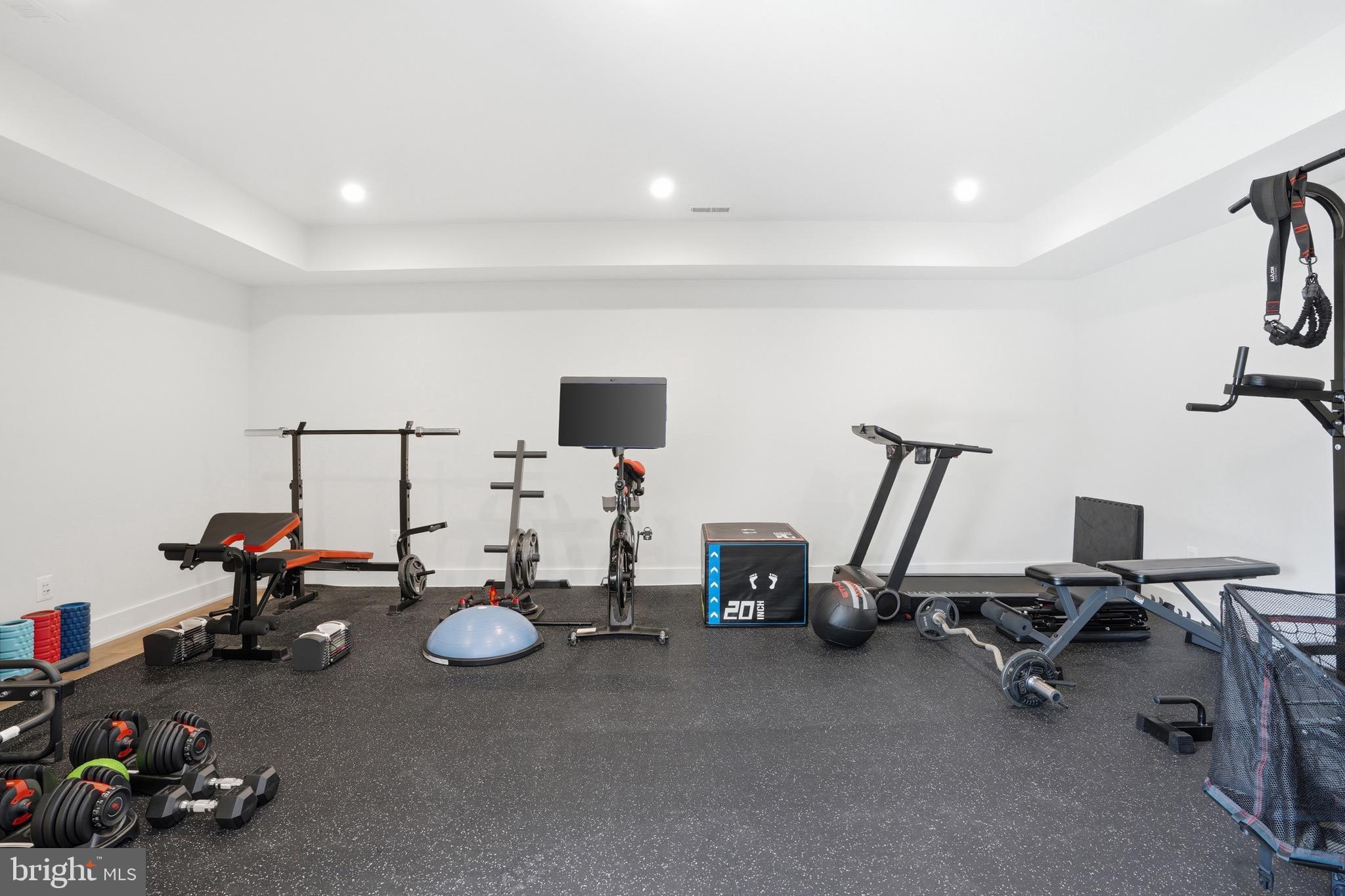 SALONA VILLAGE - Residential