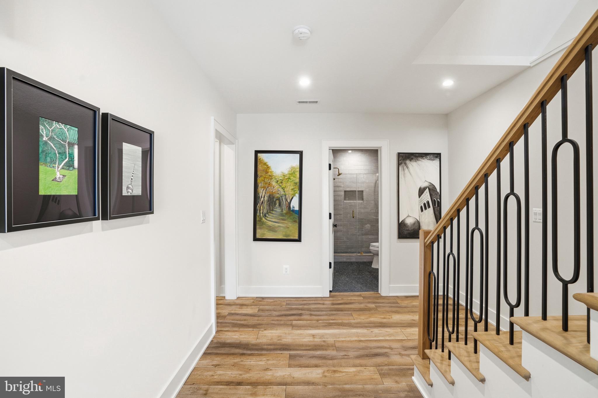 SALONA VILLAGE - Residential