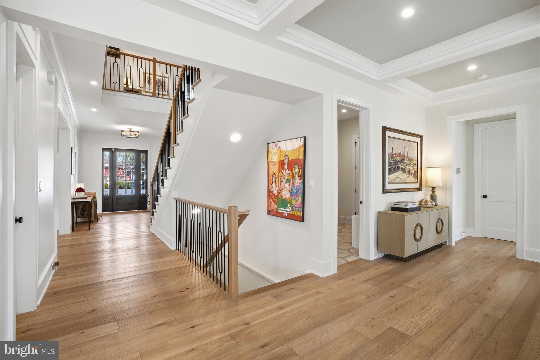 SALONA VILLAGE - Residential