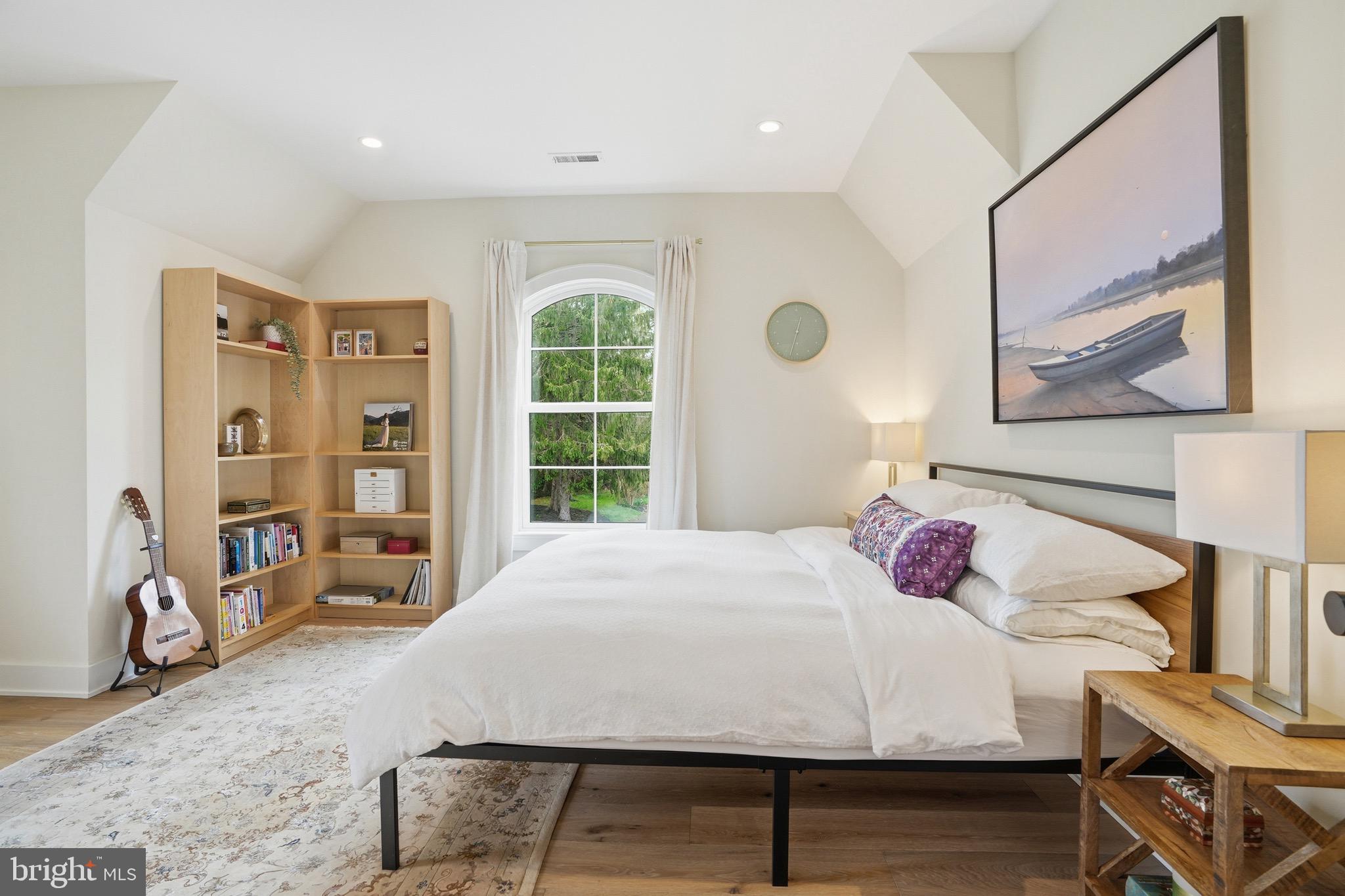 SALONA VILLAGE - Residential