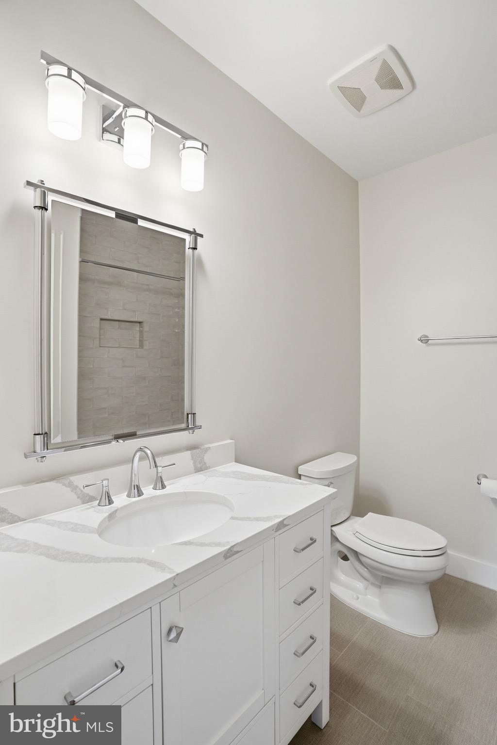 SALONA VILLAGE - Residential