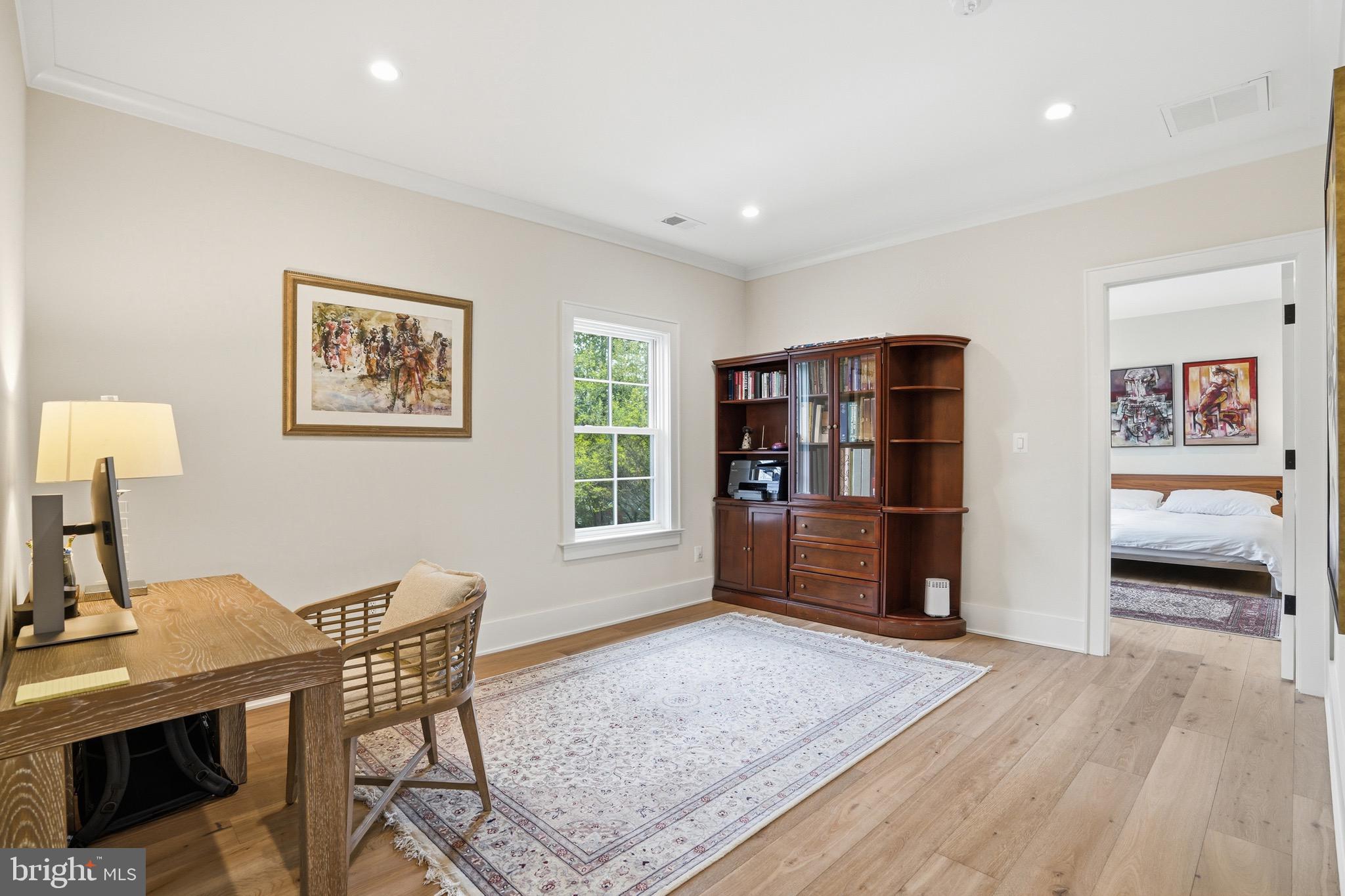 SALONA VILLAGE - Residential