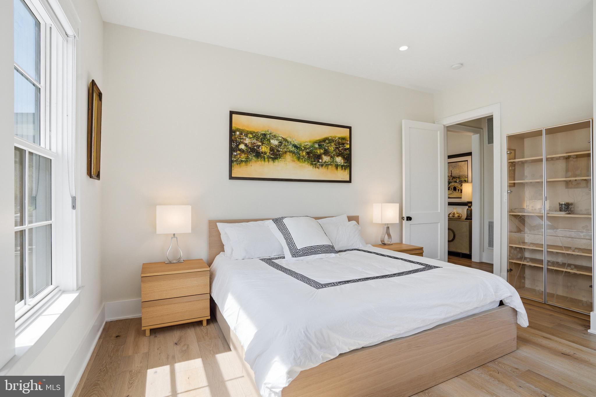 SALONA VILLAGE - Residential