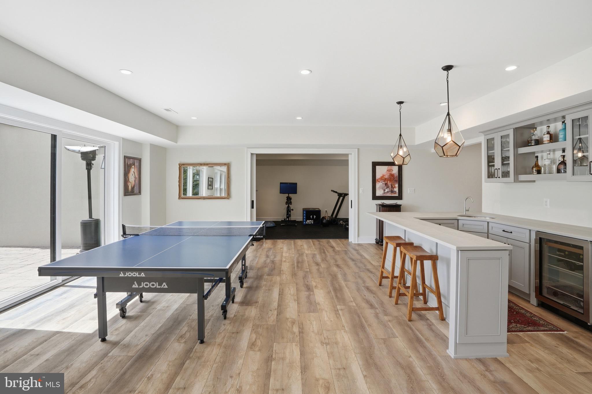 SALONA VILLAGE - Residential