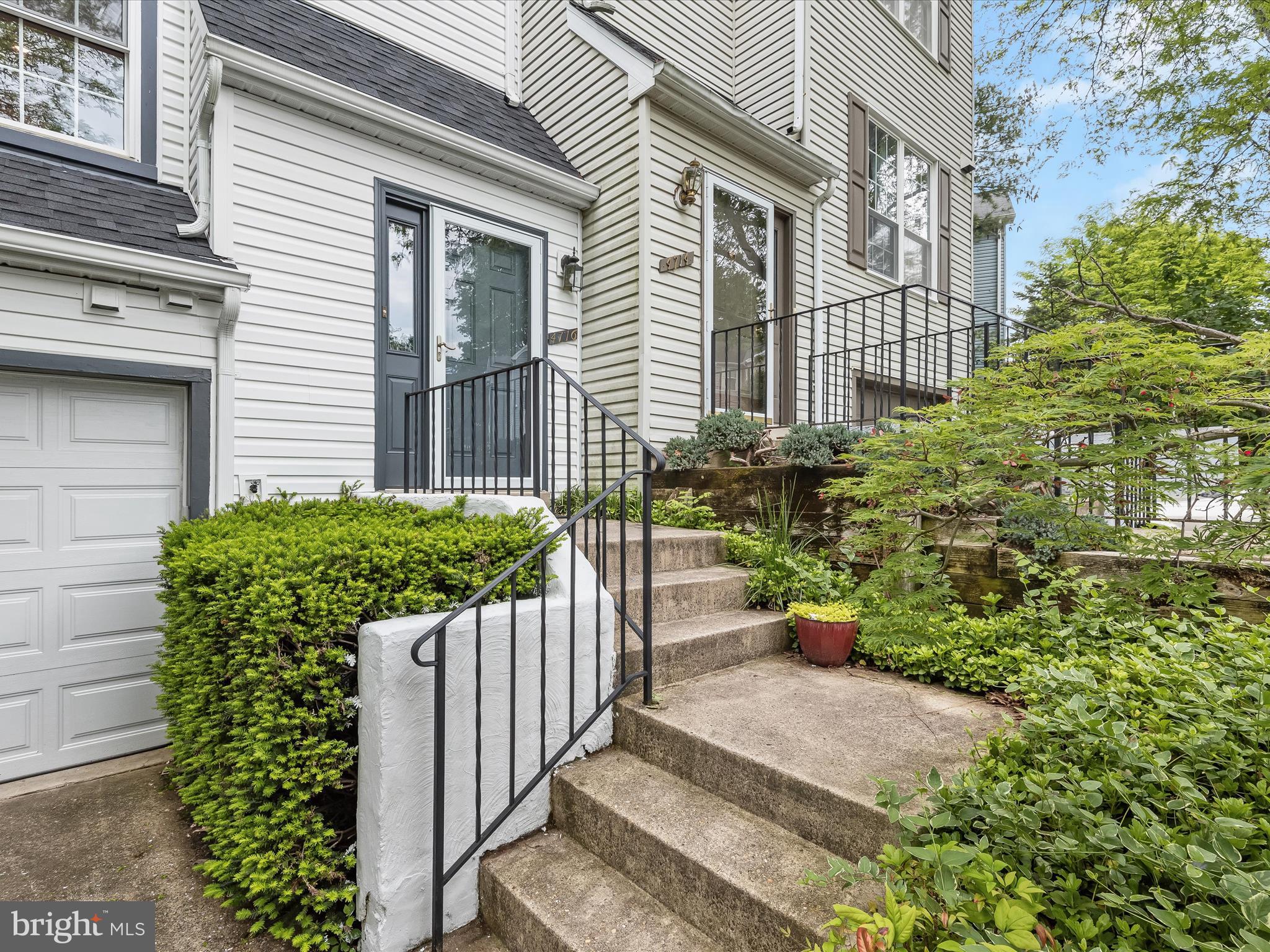 DORSEY HALL - Residential