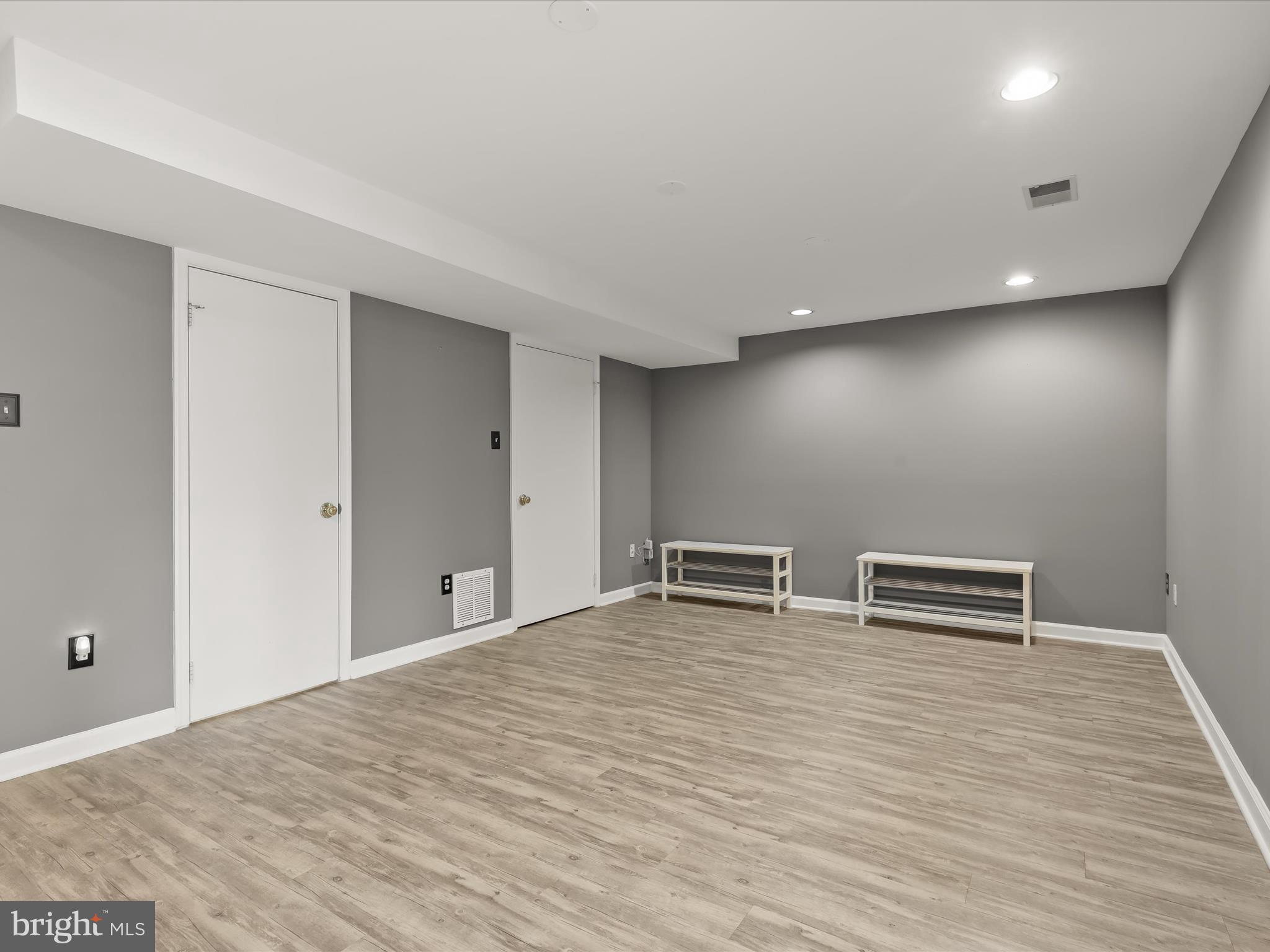 DORSEY HALL - Residential