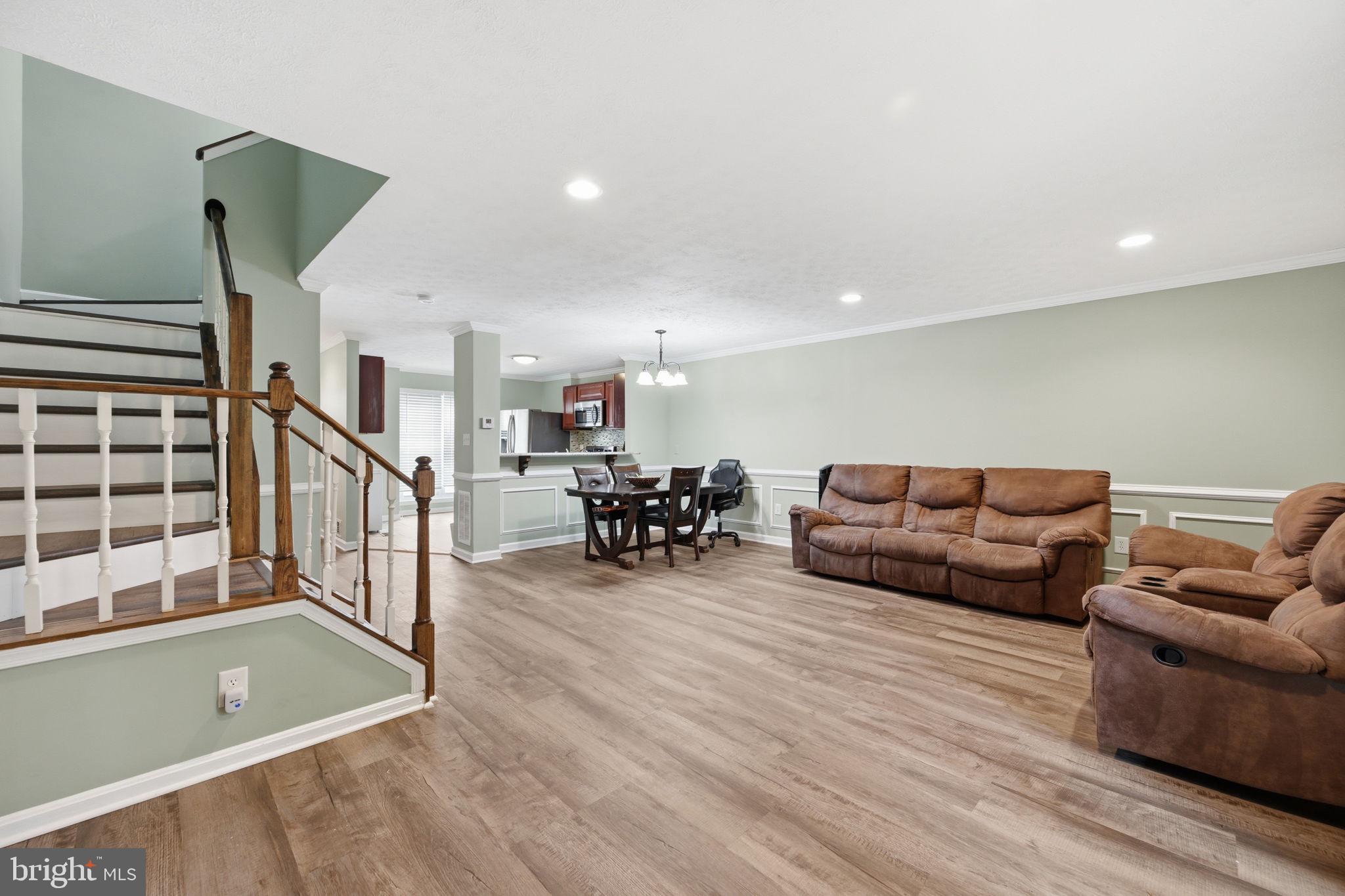 14531 LONDON LANE