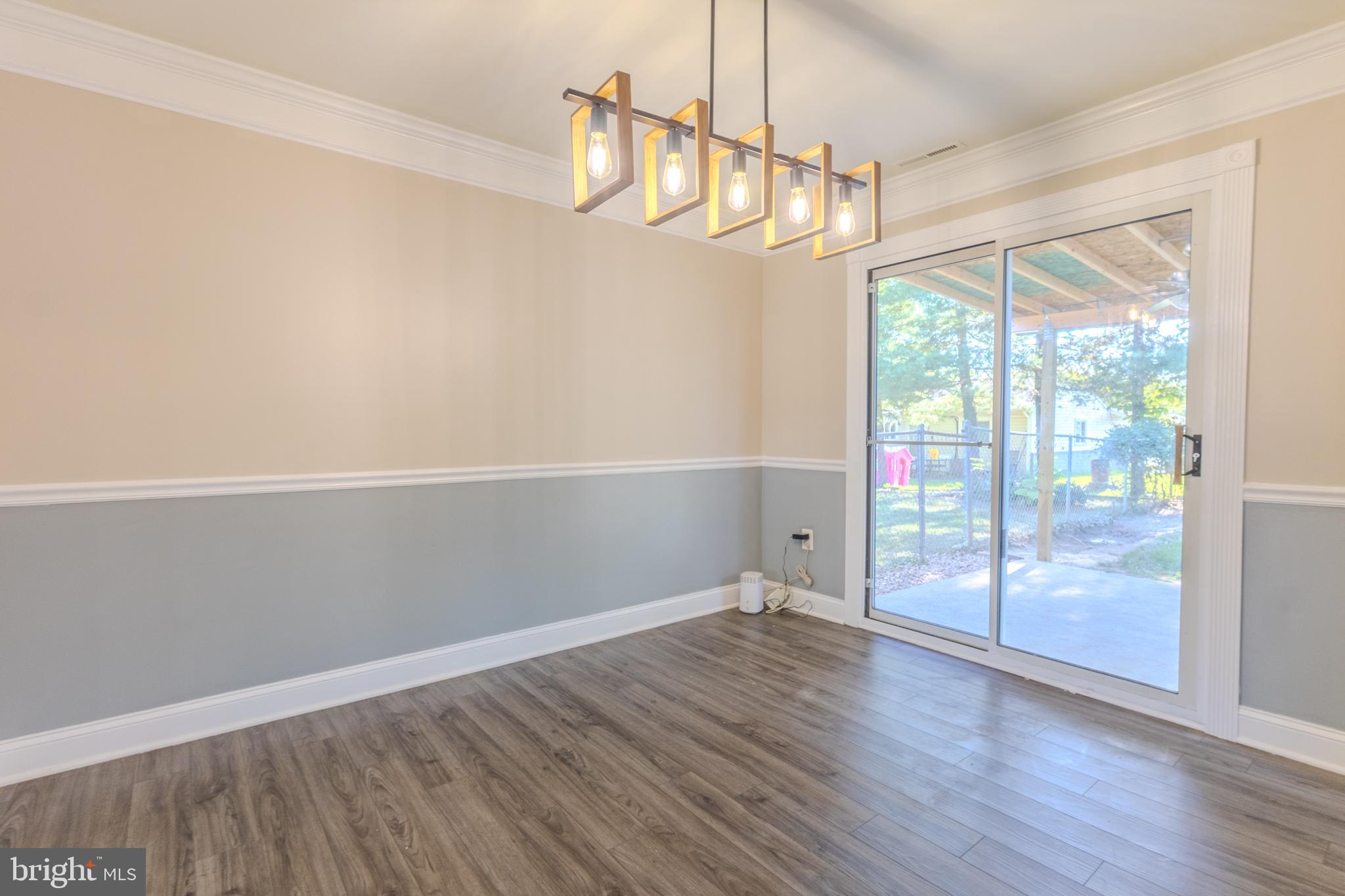 CHADWICK MANOR - Residential