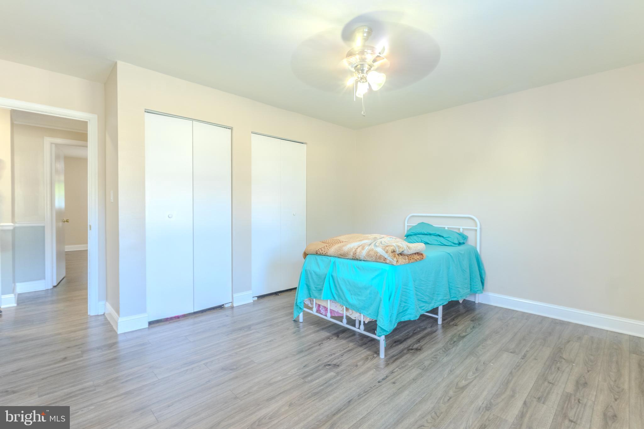 CHADWICK MANOR - Residential