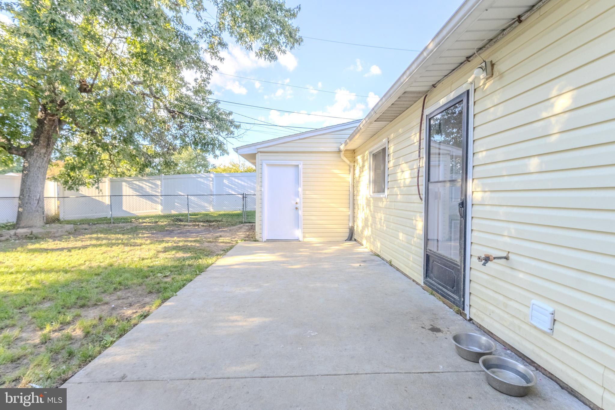 CHADWICK MANOR - Residential