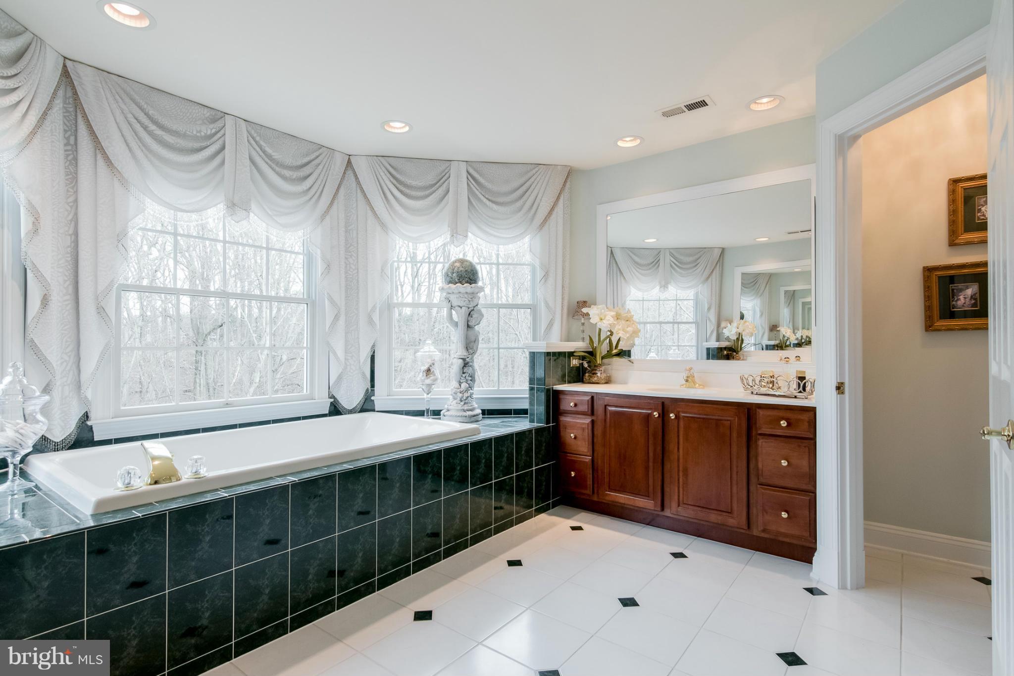 TURF VALLEY OVERLOOK - Residential