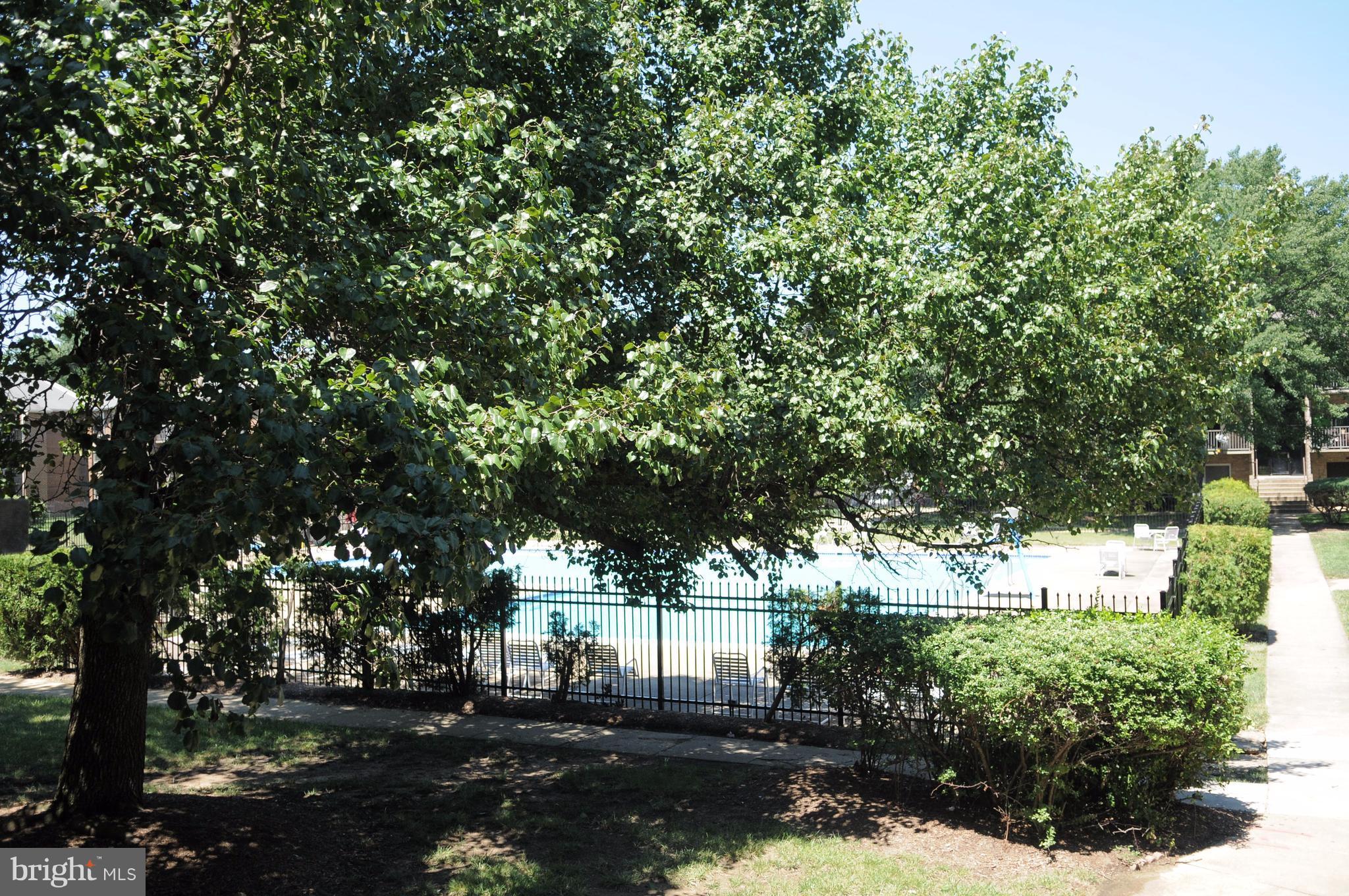 COLCHESTER TOWNE - Residential