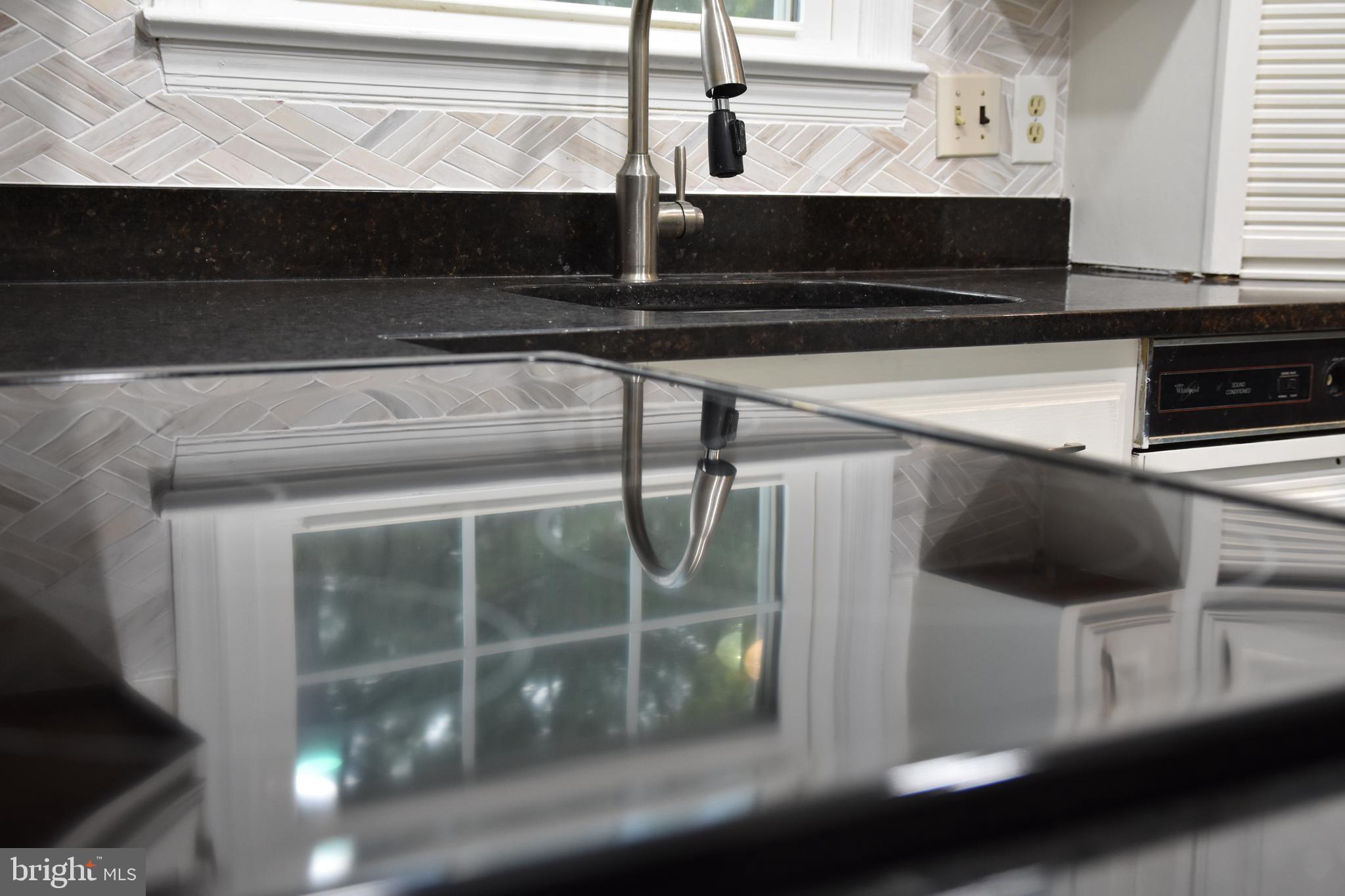 KATHMOOR - Residential Lease