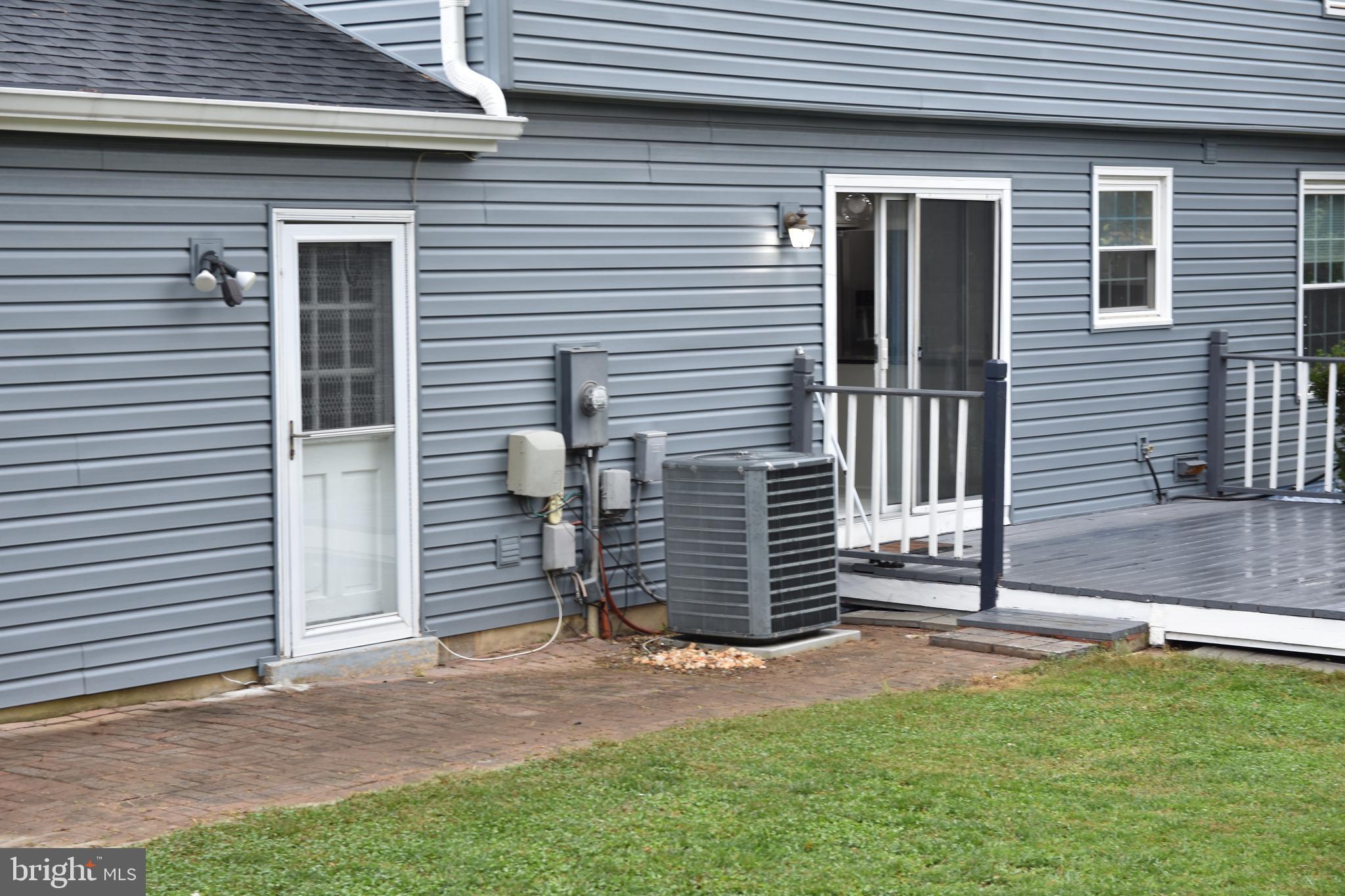 KATHMOOR - Residential Lease