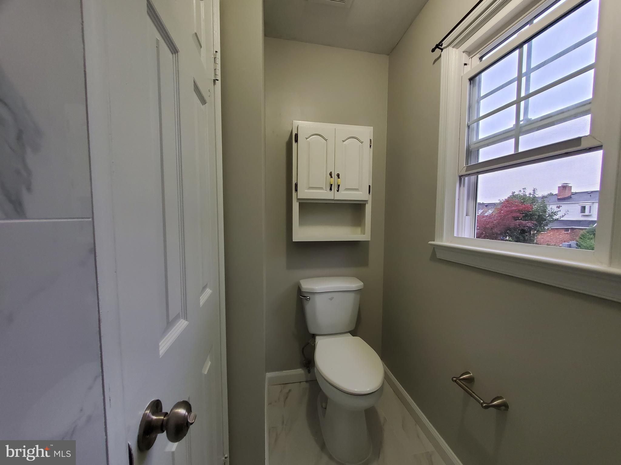 KATHMOOR - Residential Lease