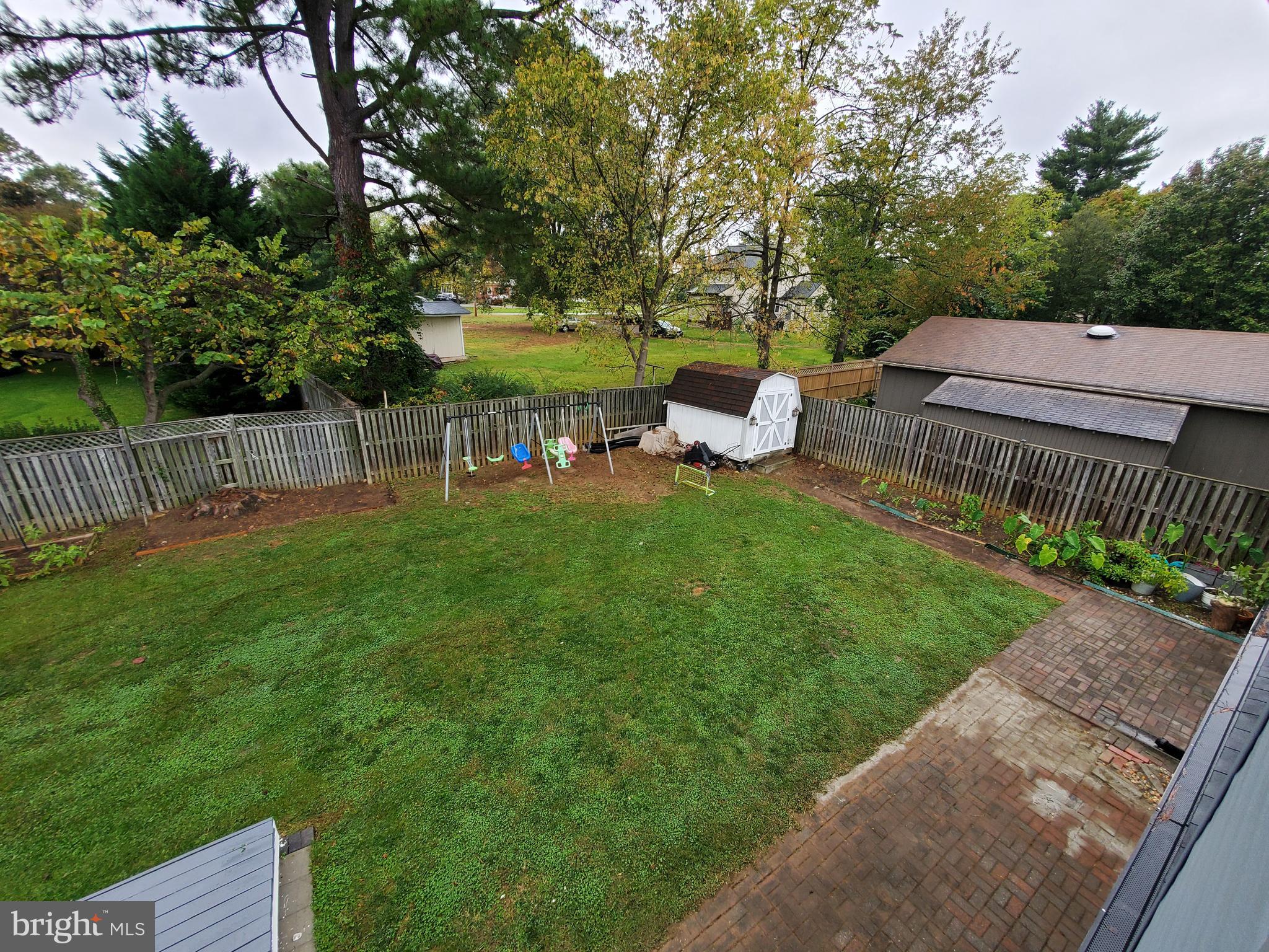 KATHMOOR - Residential Lease