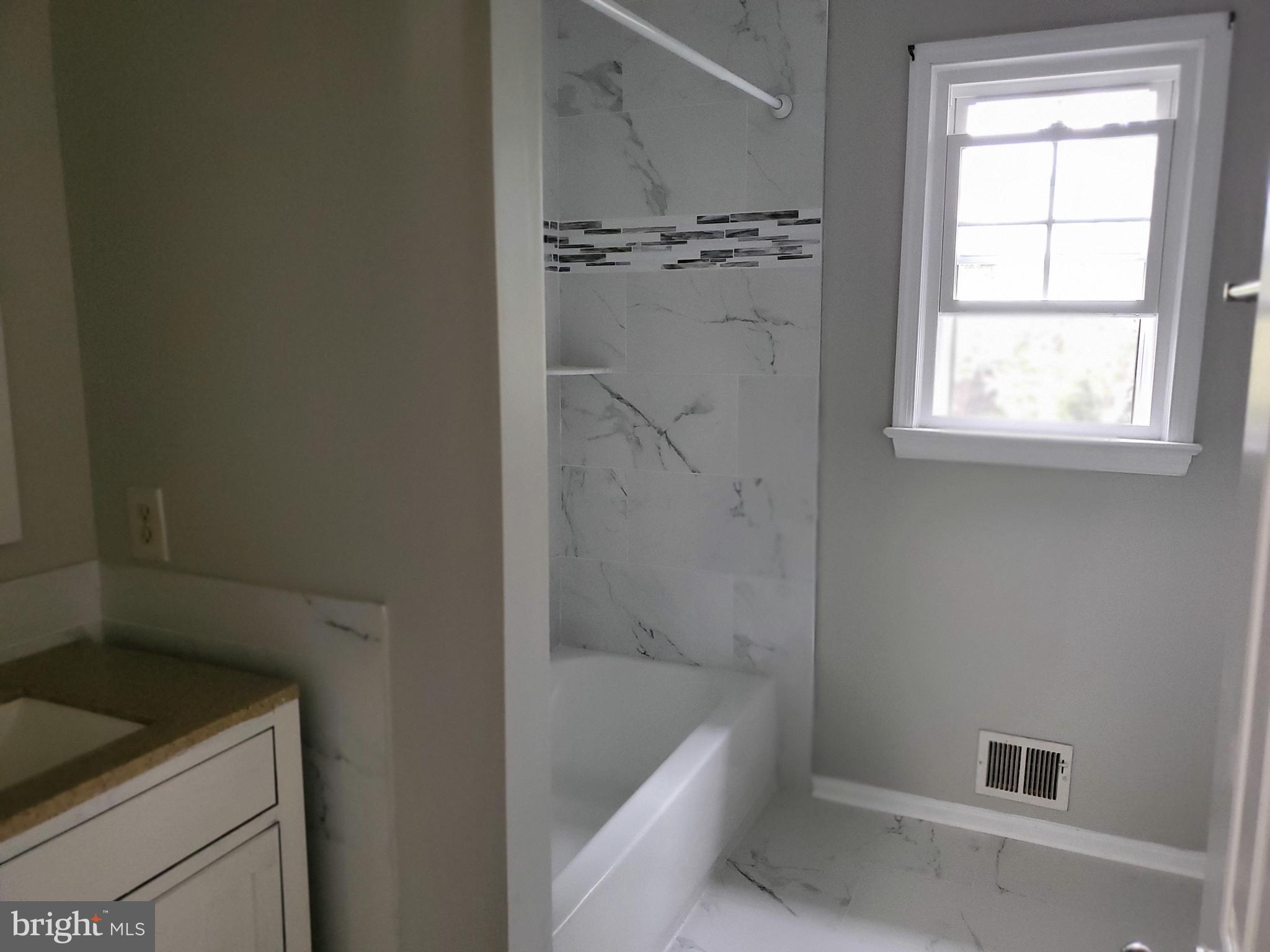 KATHMOOR - Residential Lease