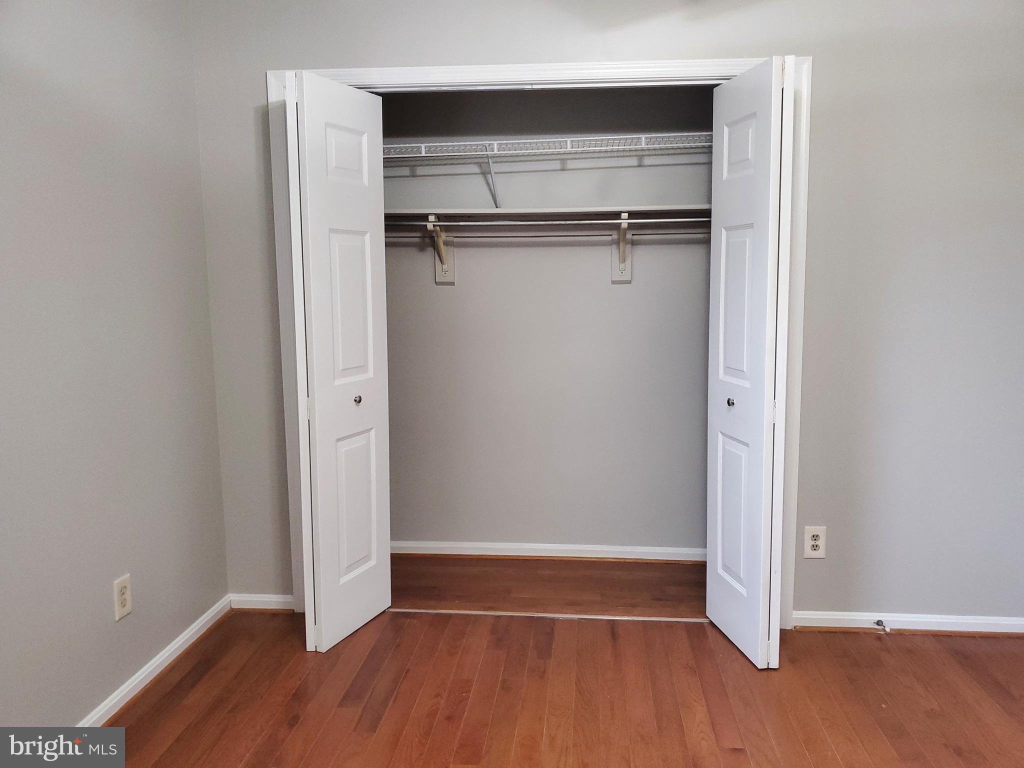 KATHMOOR - Residential Lease