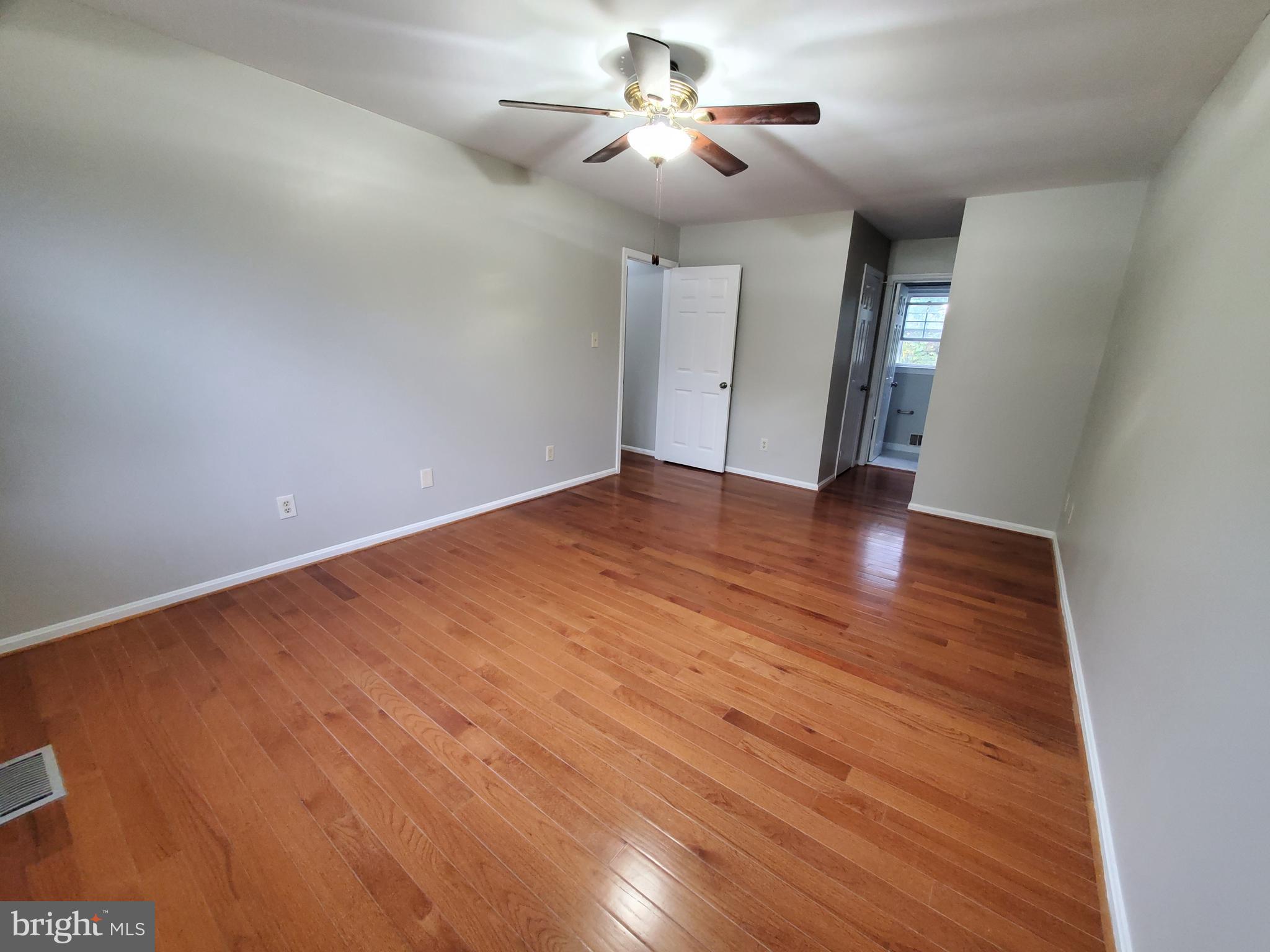 KATHMOOR - Residential Lease