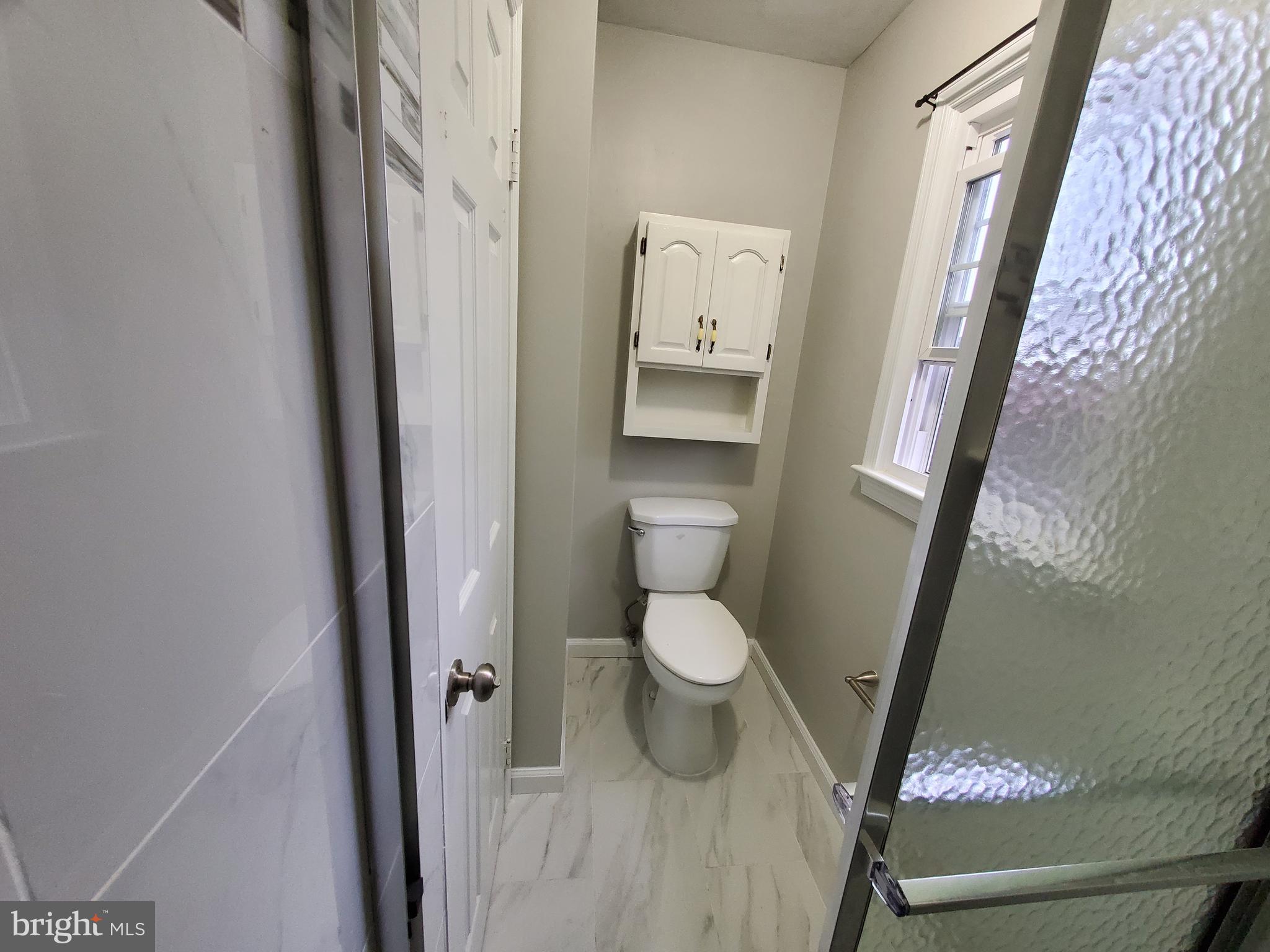 KATHMOOR - Residential Lease