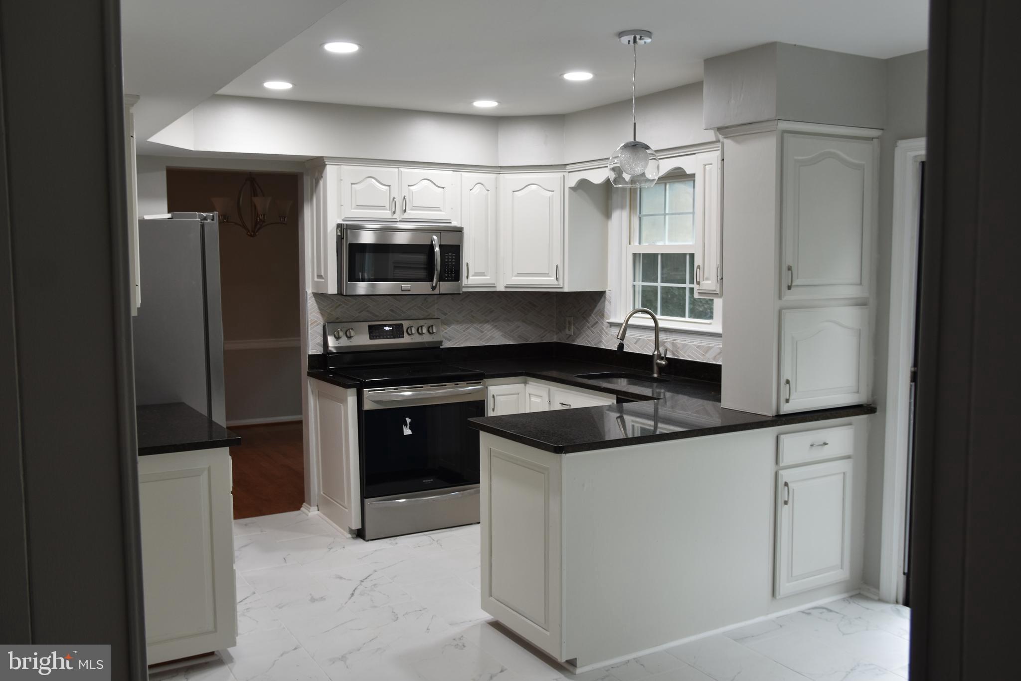 KATHMOOR - Residential Lease